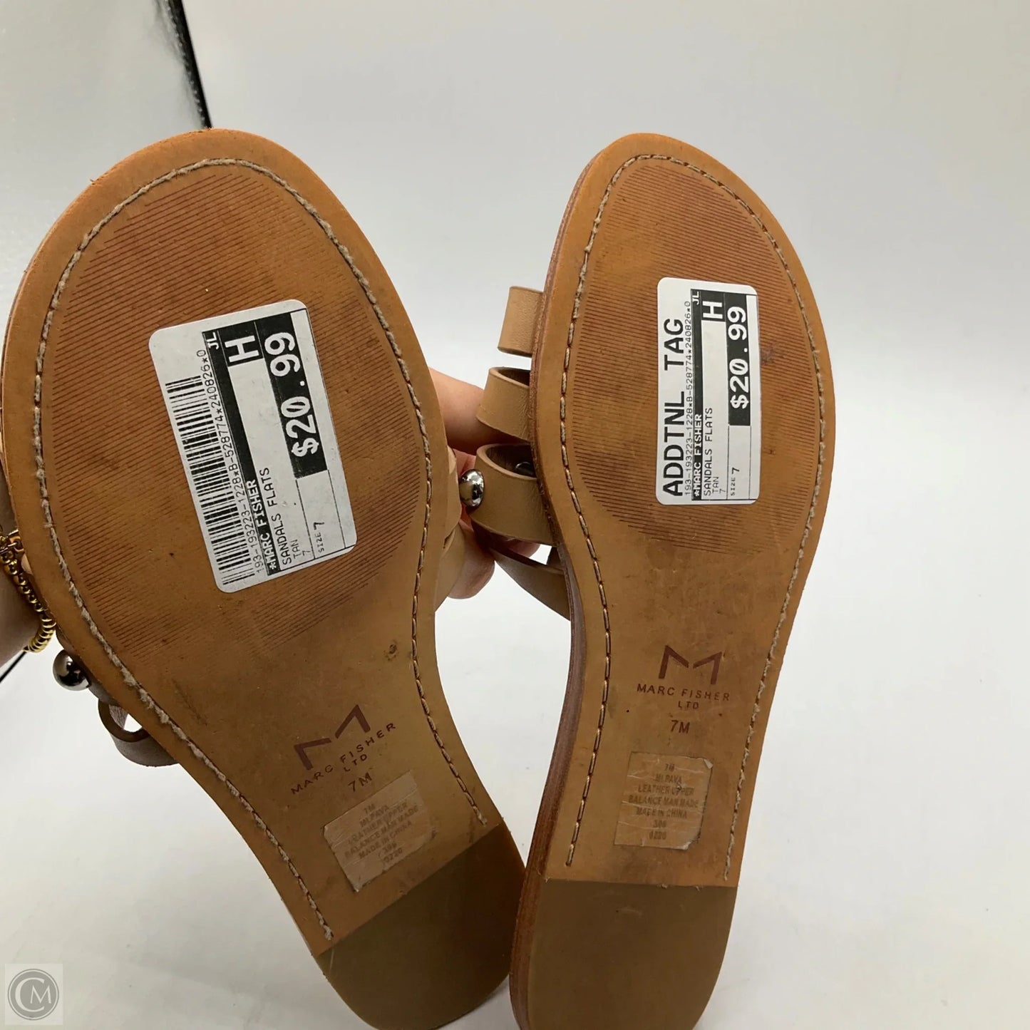 Sandals Flats By Marc Fisher In Tan, Size: 7