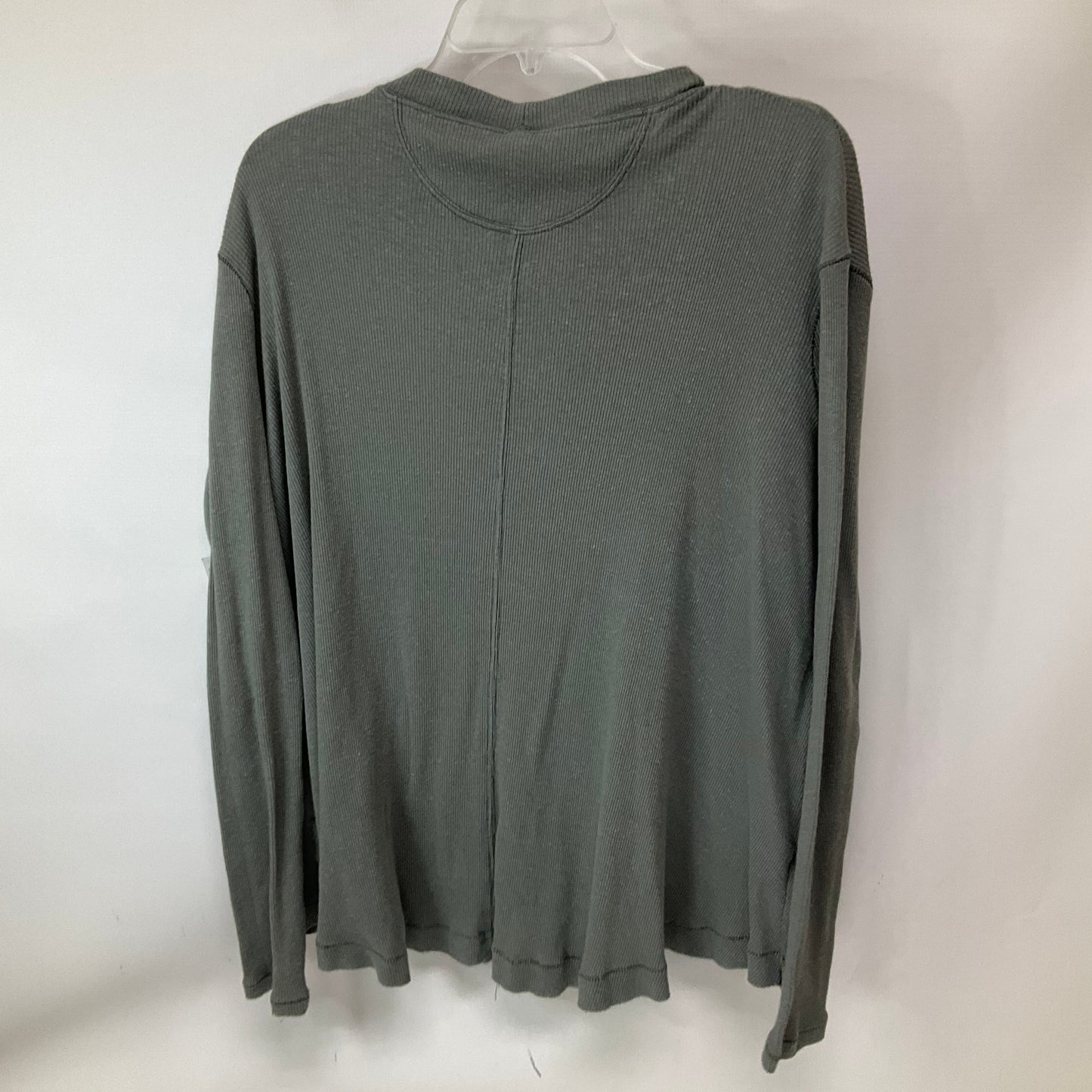 Top Long Sleeve By Free People In Green, Size: L