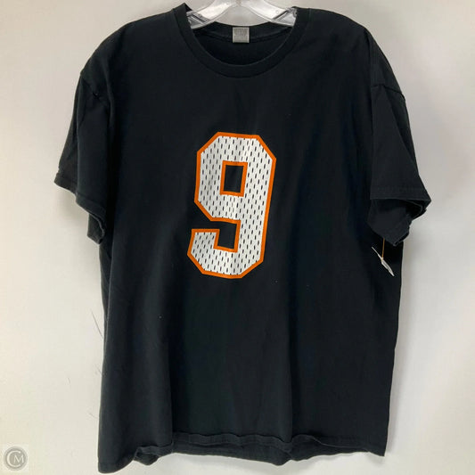 Top Short Sleeve By Gildan In Black & Orange, Size: L