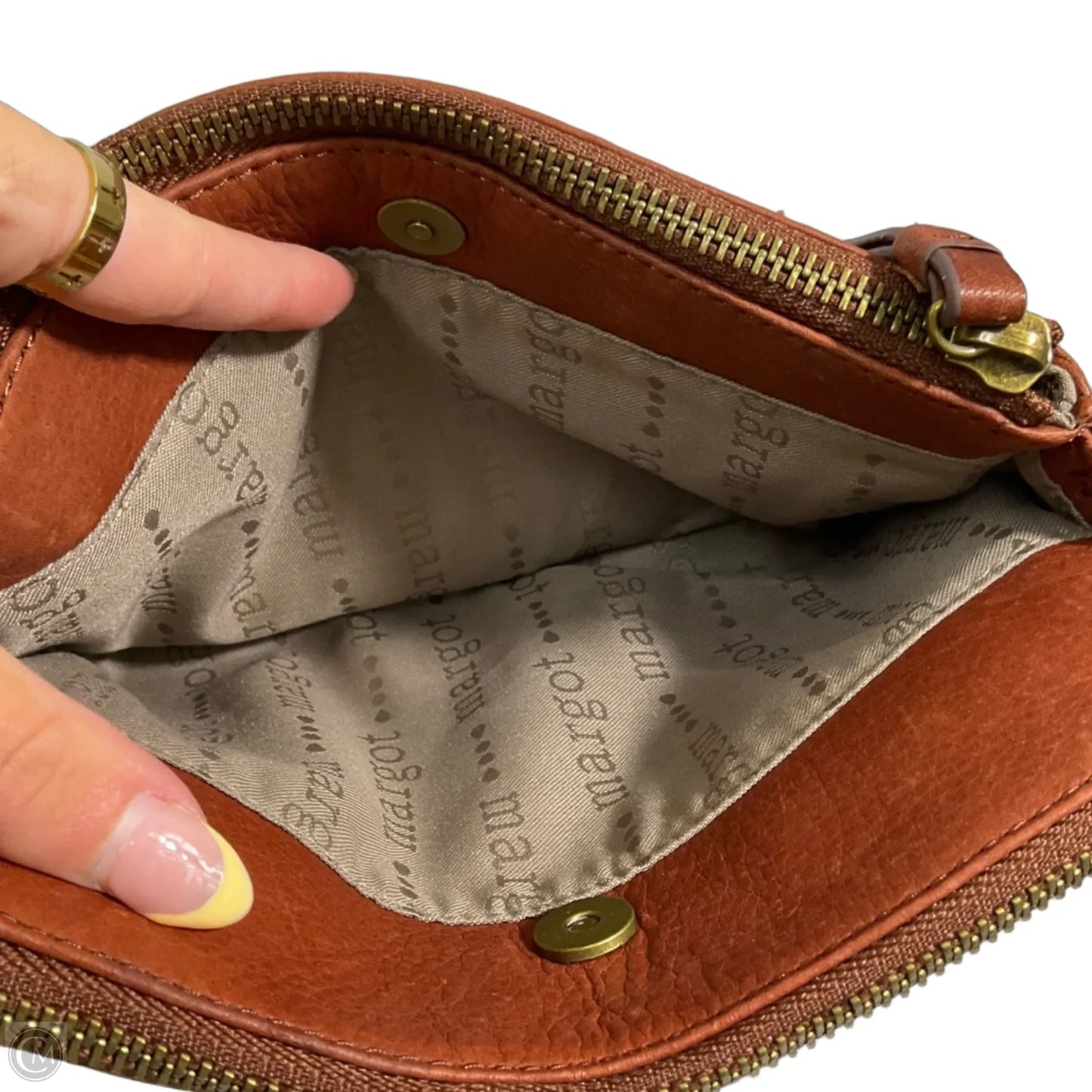 Crossbody By Margot, Size: Small