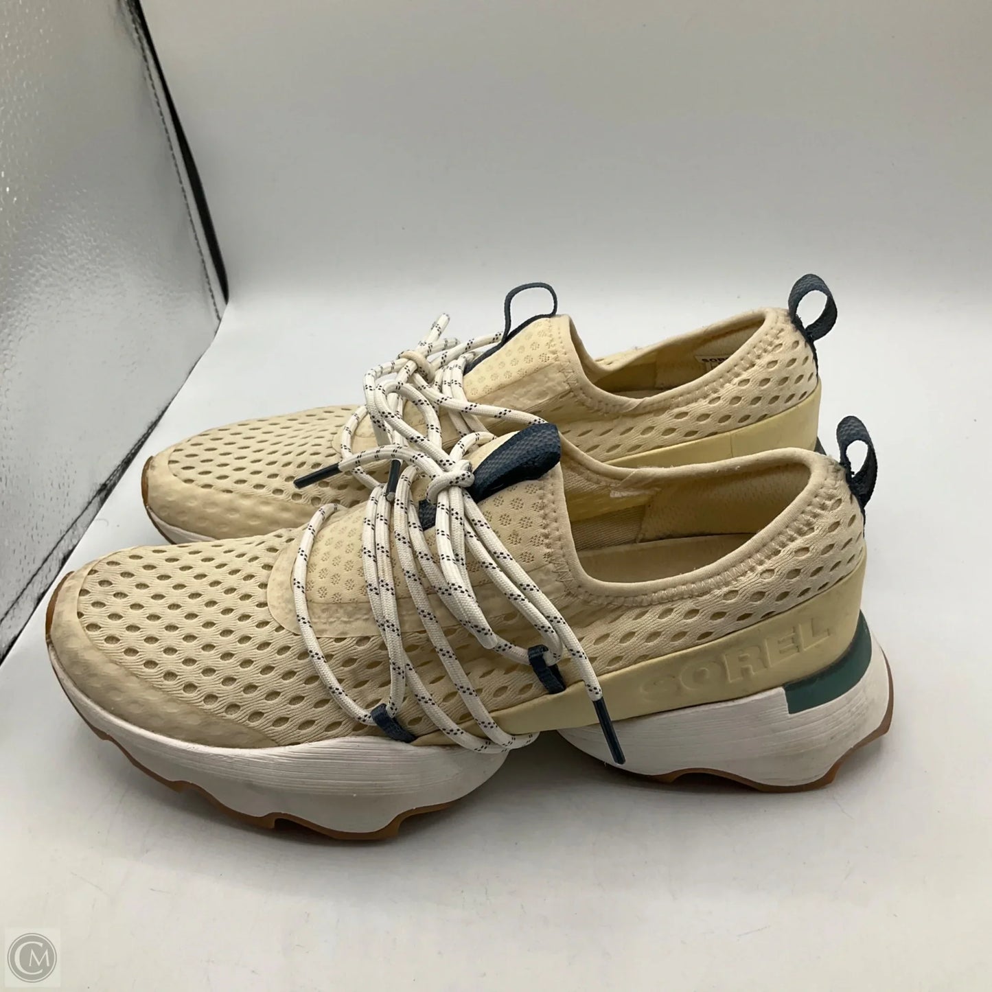 Shoes Athletic By Sorel In Tan & White, Size: 7.5