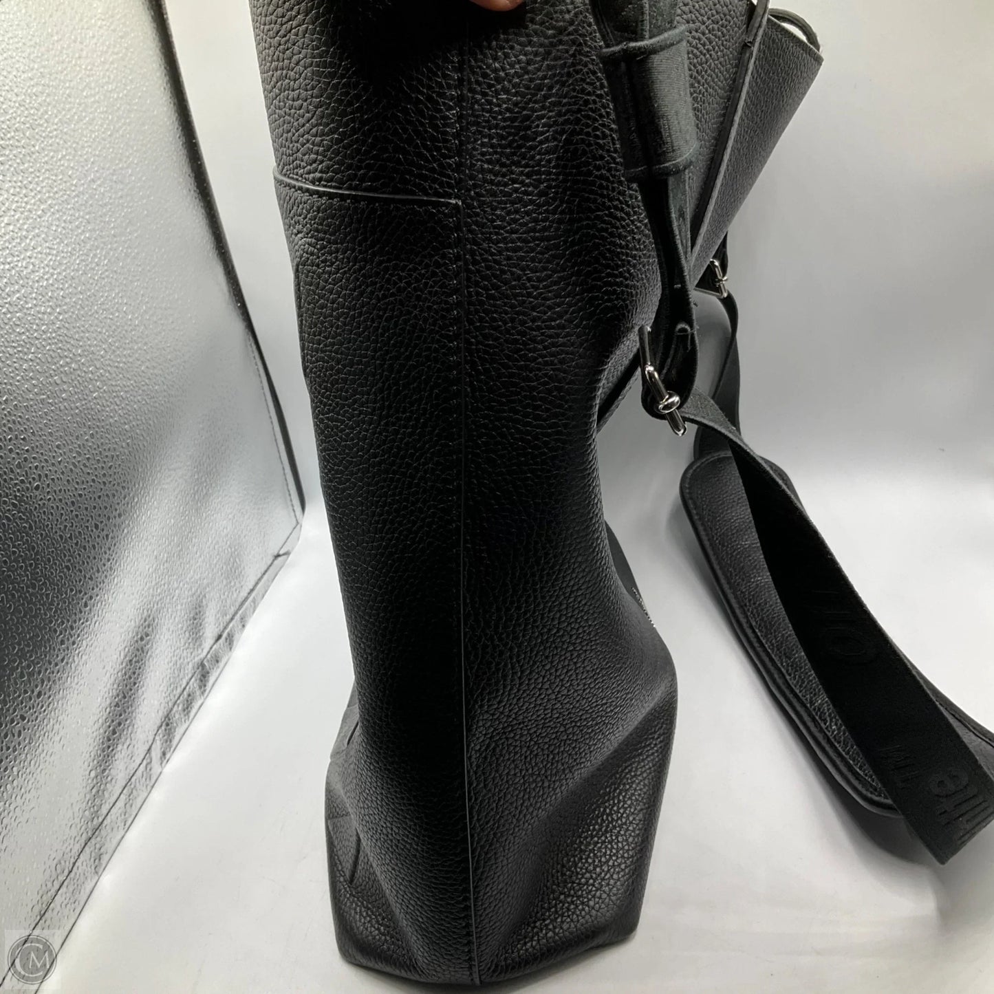 Handbag Luxury Designer By Off-white, Size: Large