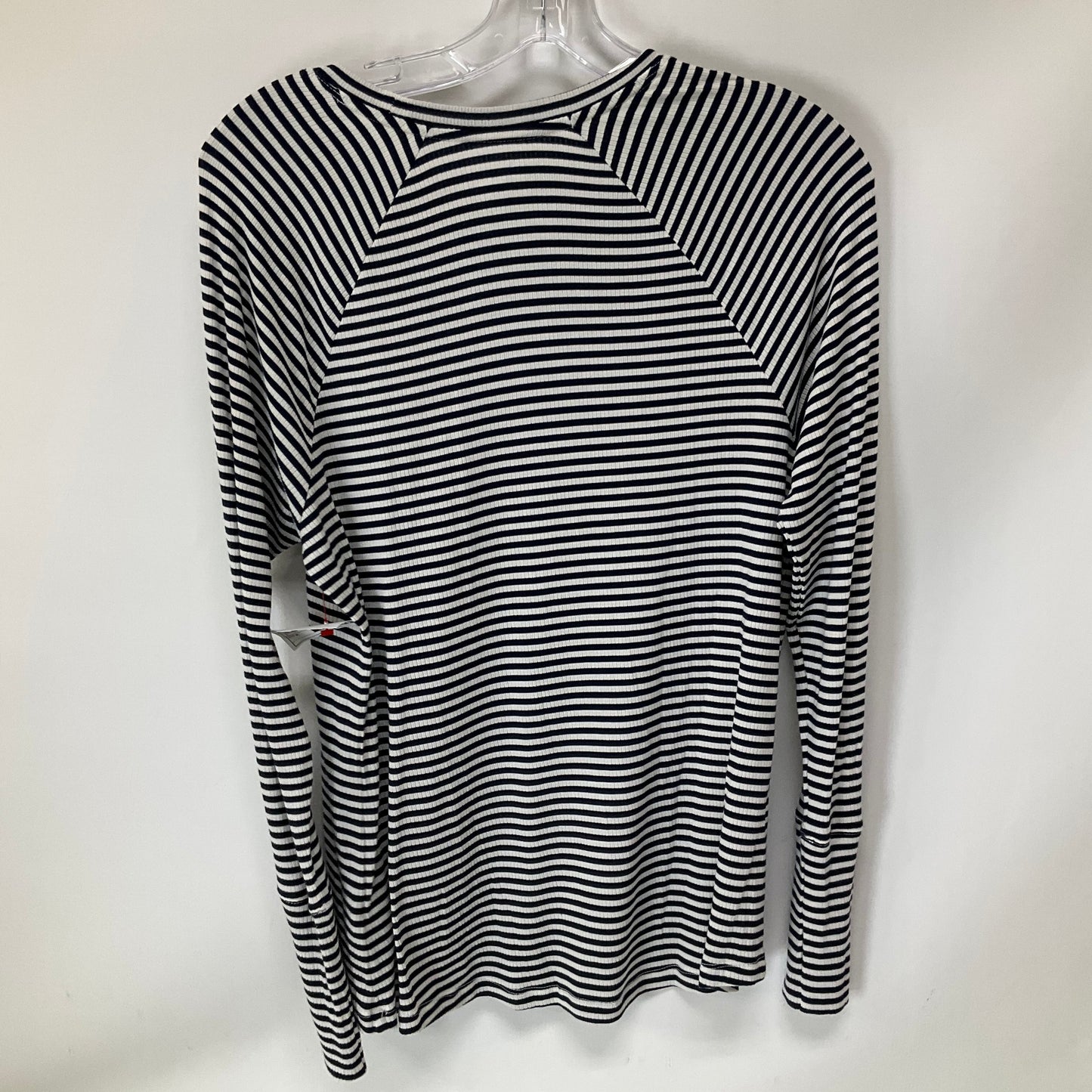 Top Long Sleeve By Aerie In Striped Pattern, Size: M