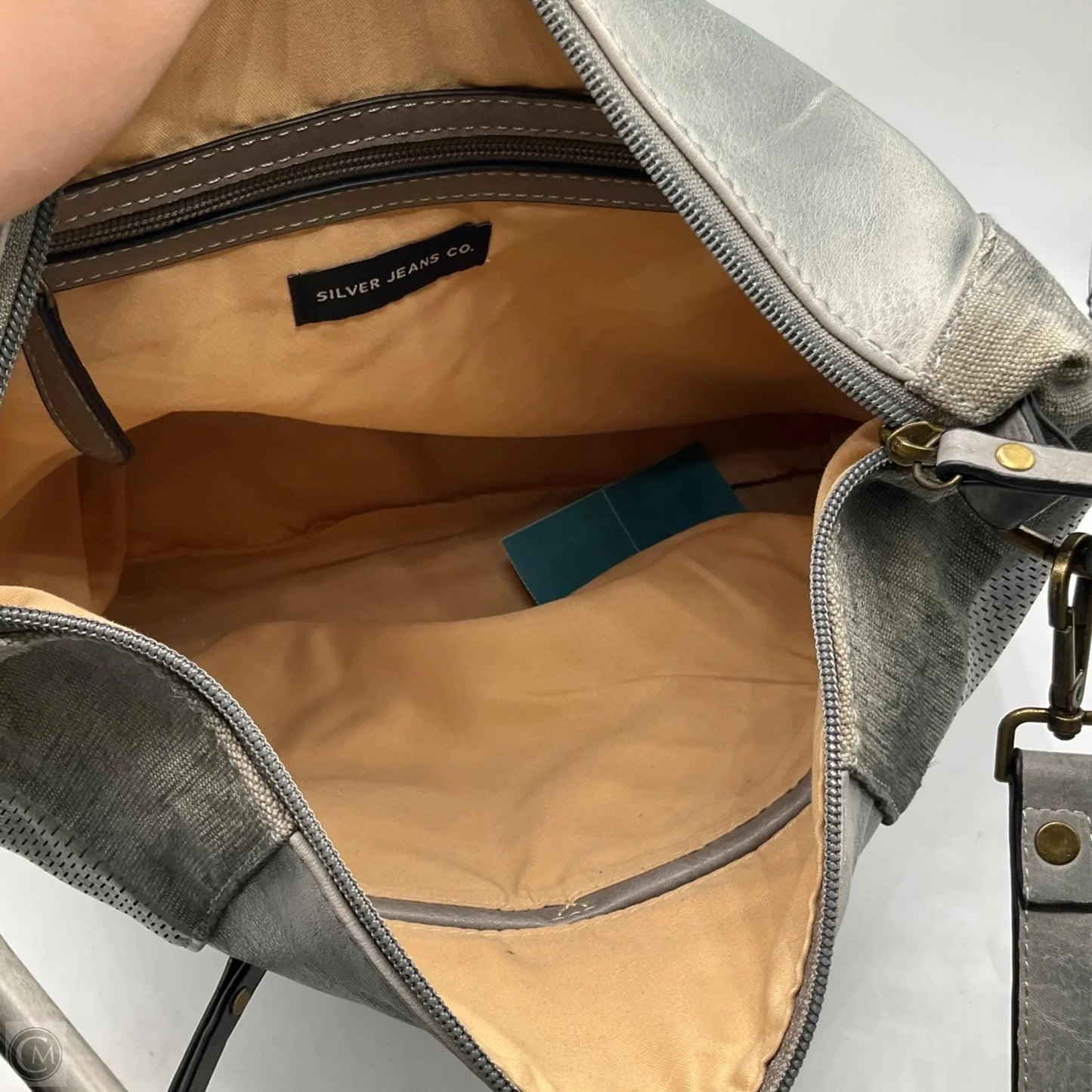 Crossbody By Silver, Size: Medium