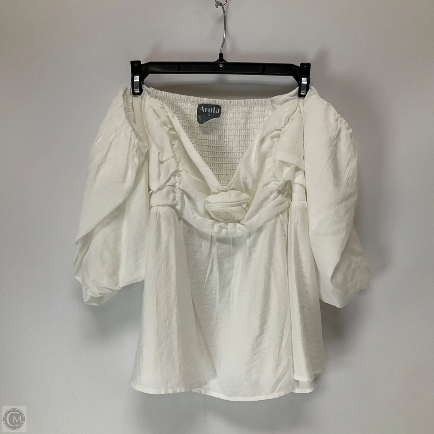 Top Short Sleeve By Arula In White, Size: Xl