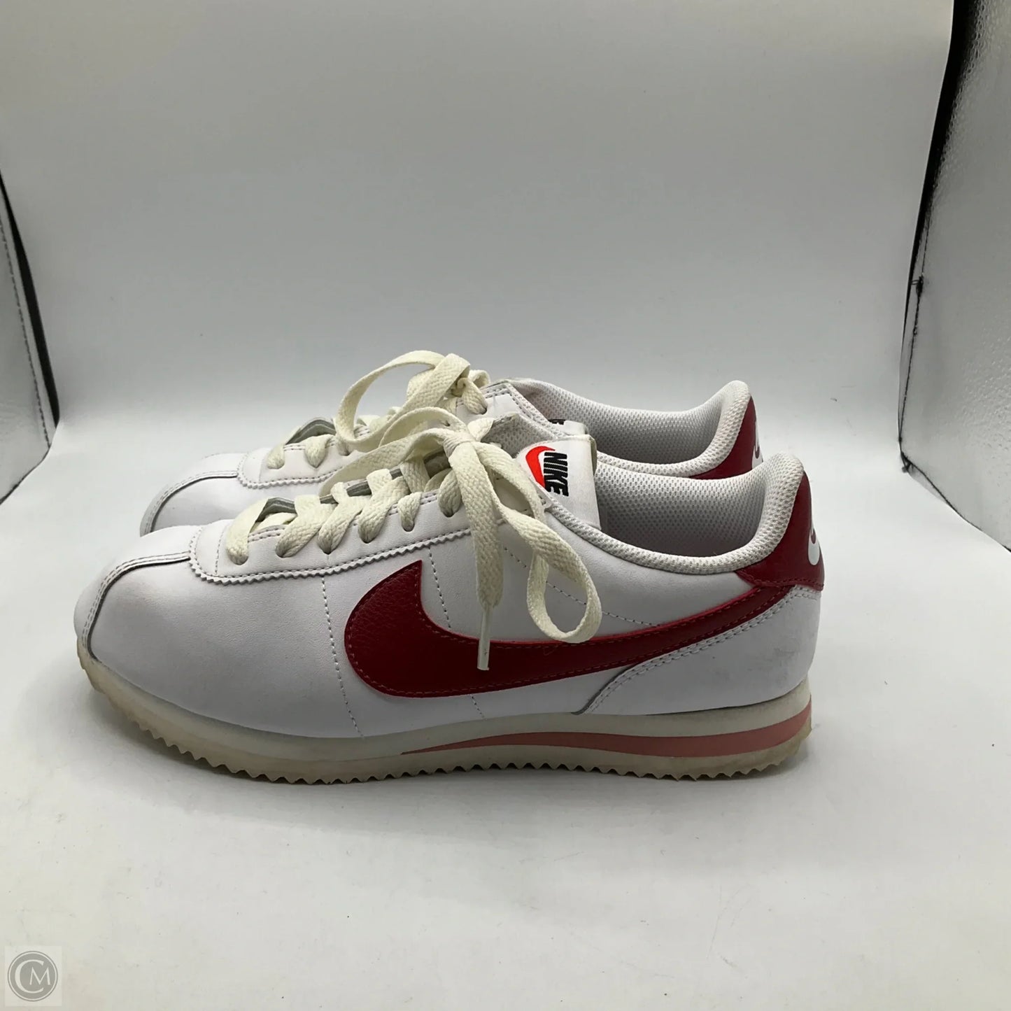 Shoes Sneakers By Nike In Red & White, Size: 7.5