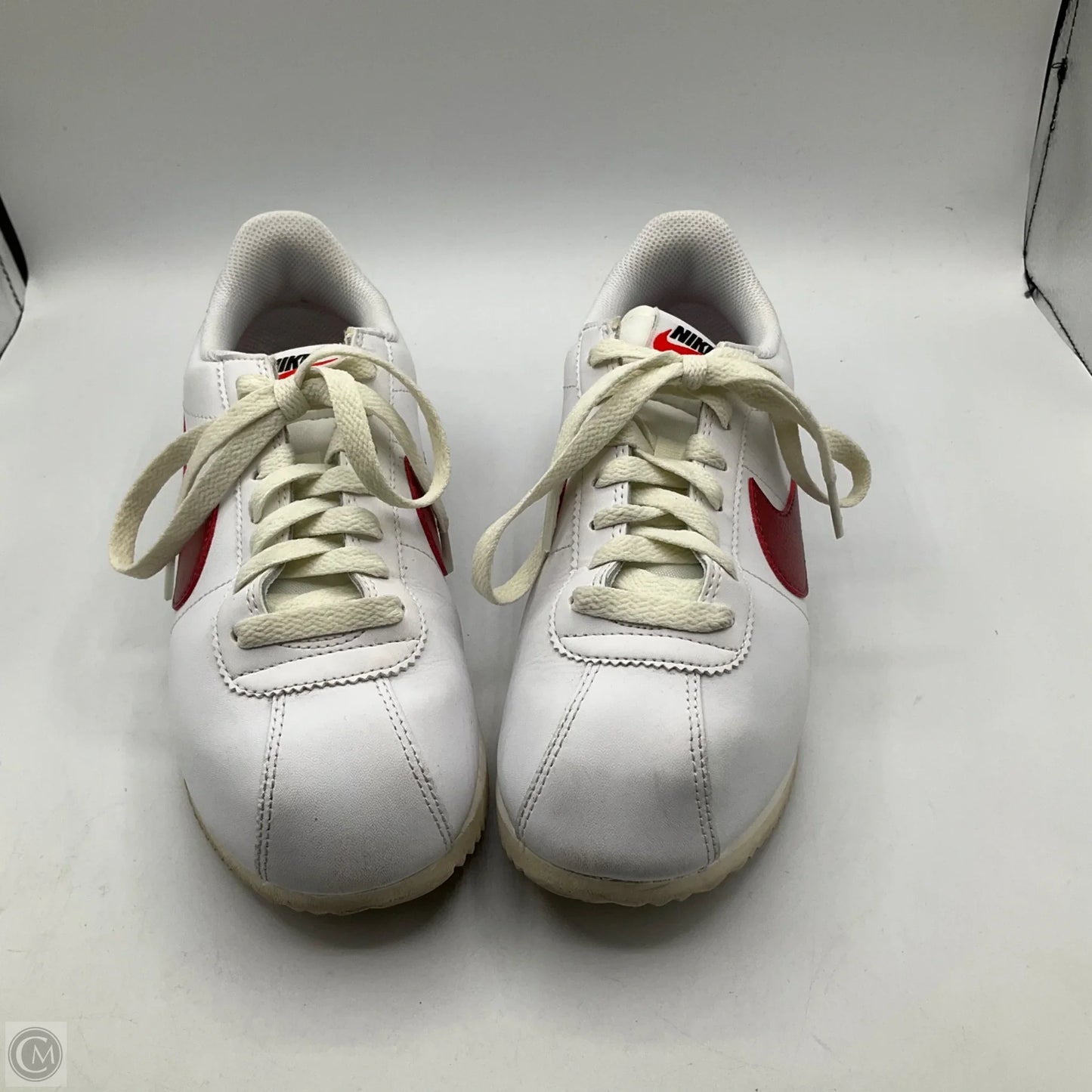 Shoes Sneakers By Nike In Red & White, Size: 7.5