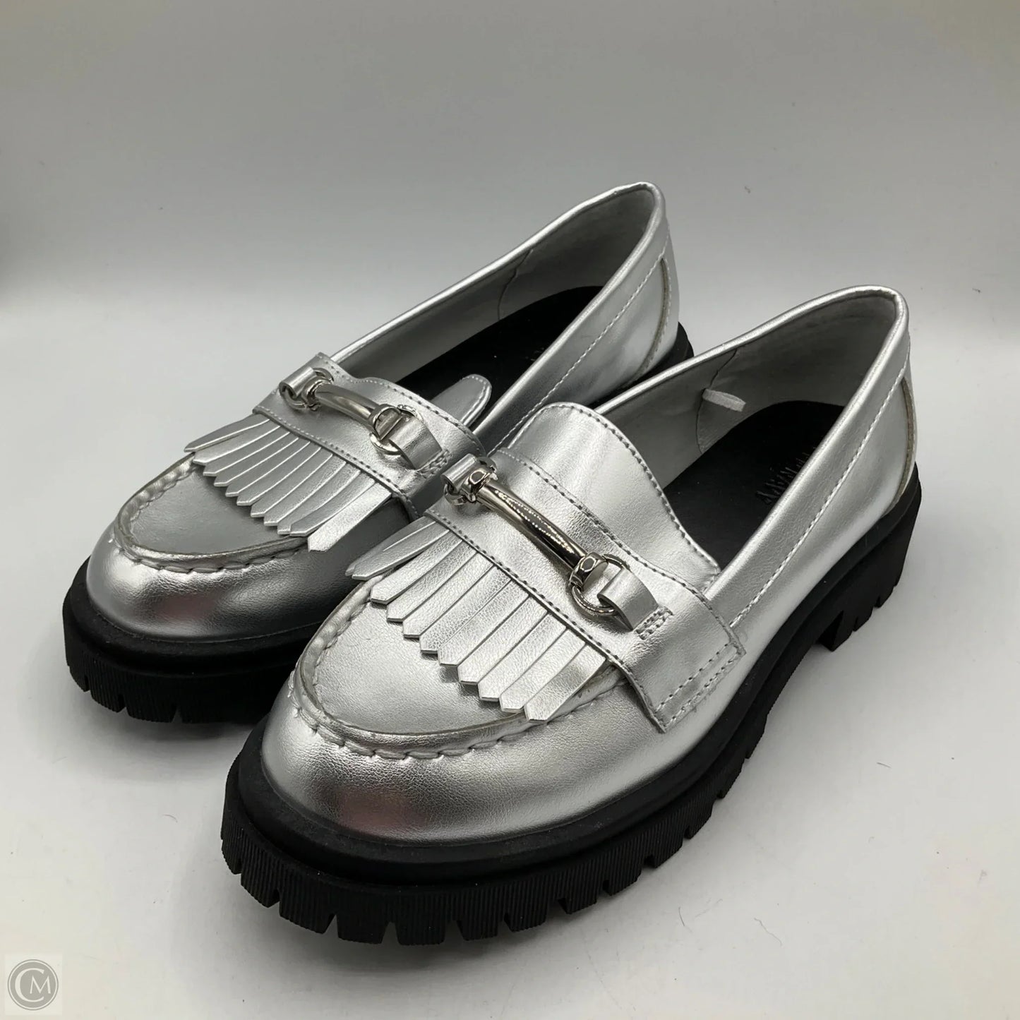 Shoes Flats By Old Navy In Silver, Size: 7