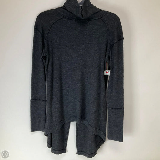 Top Long Sleeve By We The Free In Grey, Size: M