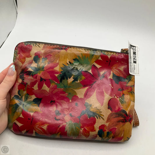 Wristlet Designer By Patricia Nash, Size: Medium