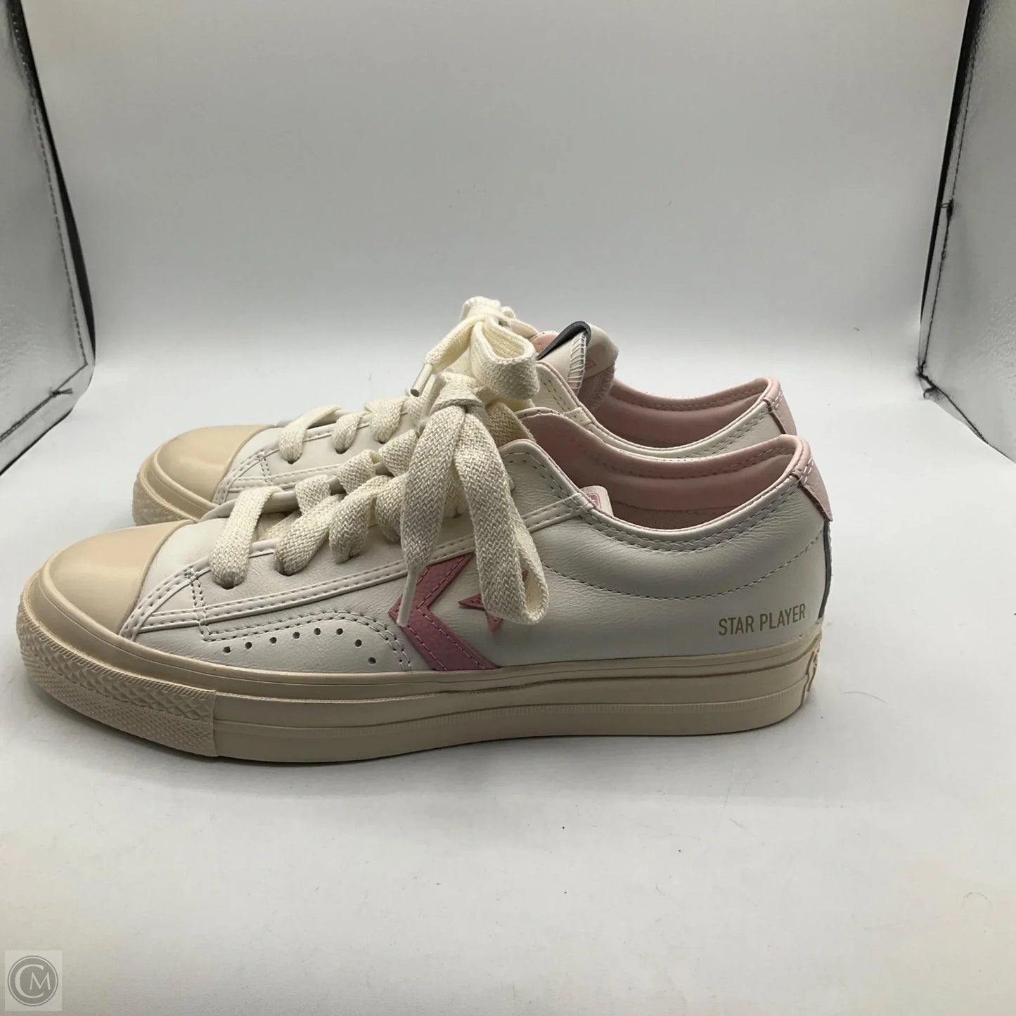 Shoes Sneakers By Converse In White, Size: 7.5