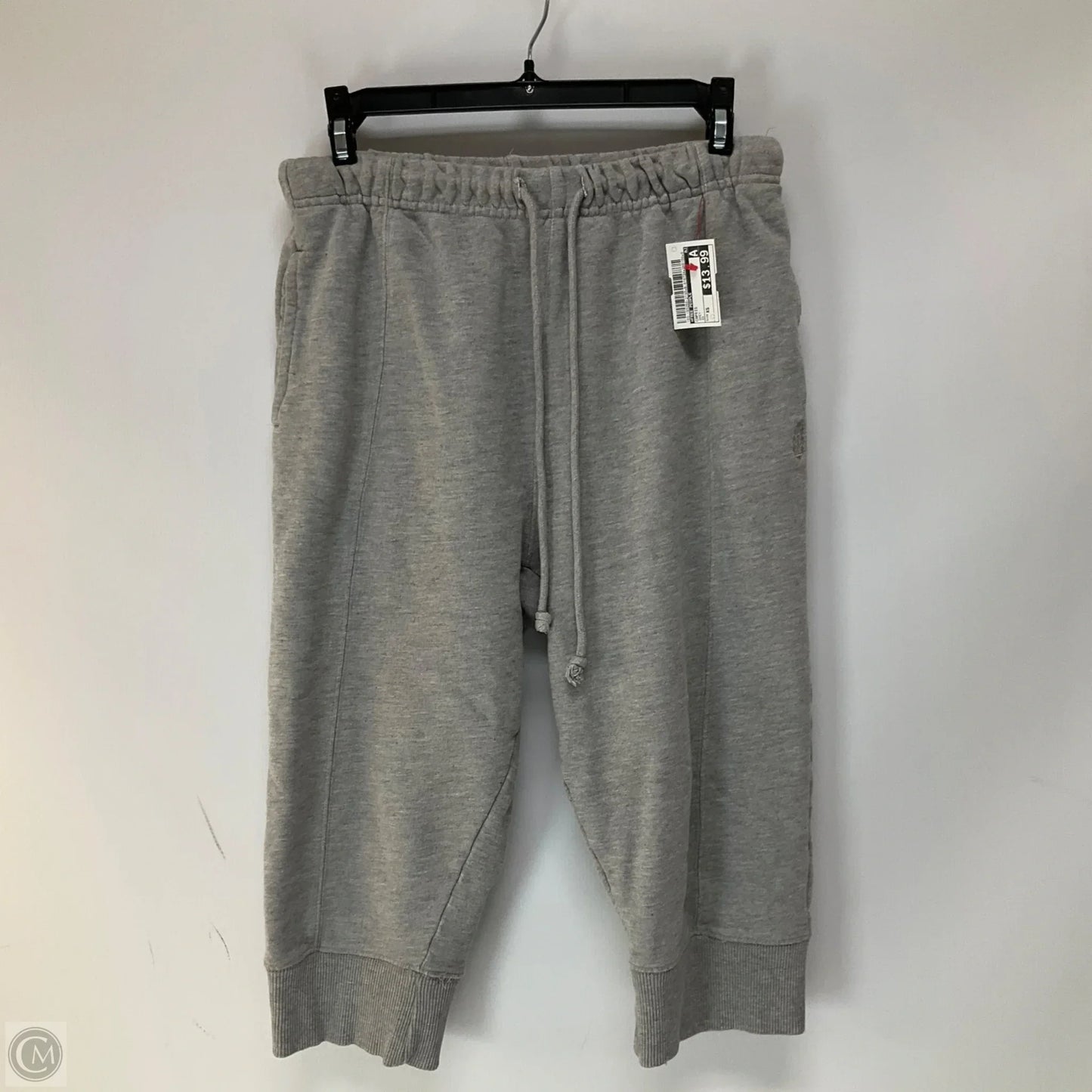 Capris By Free People In Grey, Size: Xs