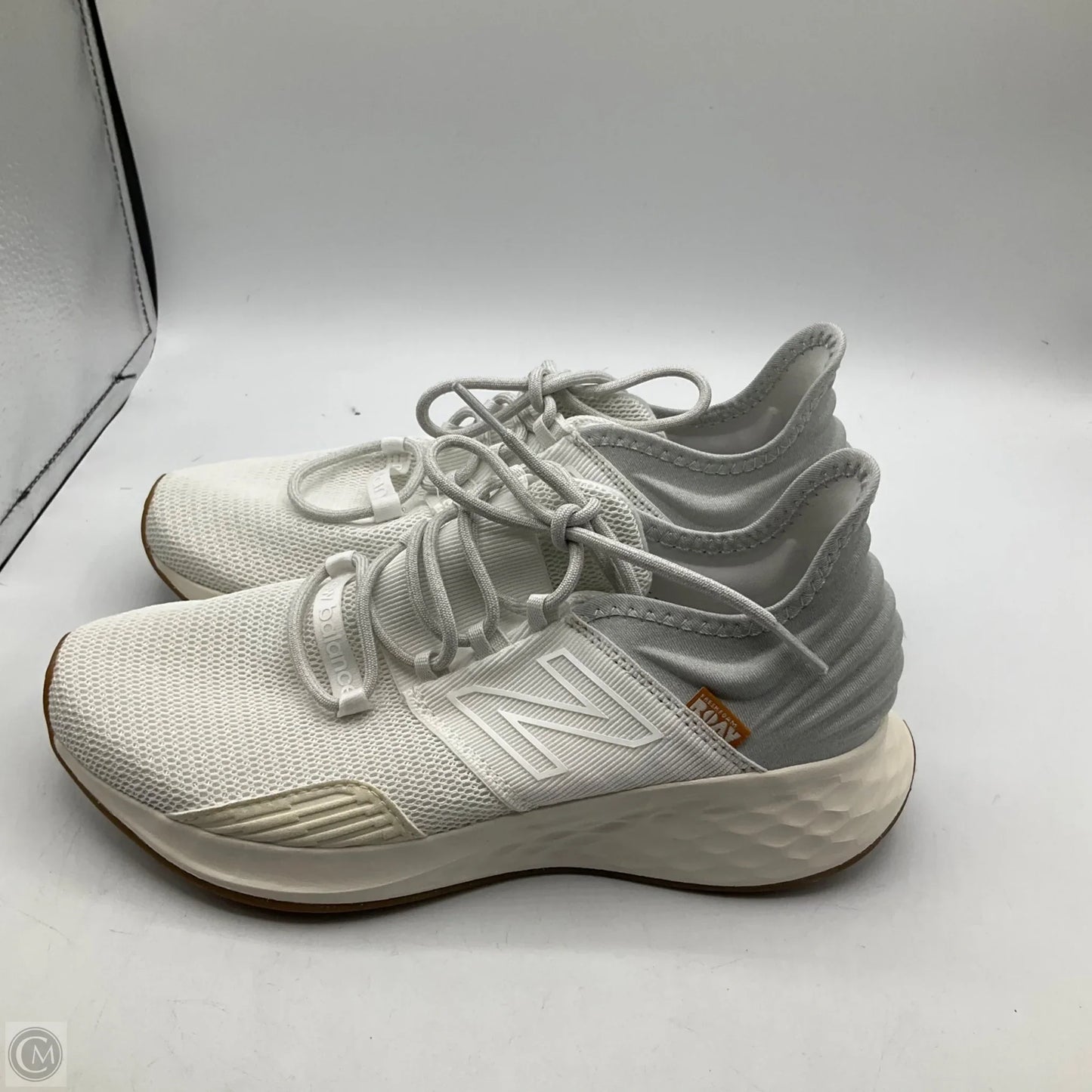 Shoes Athletic By New Balance In White, Size: 8