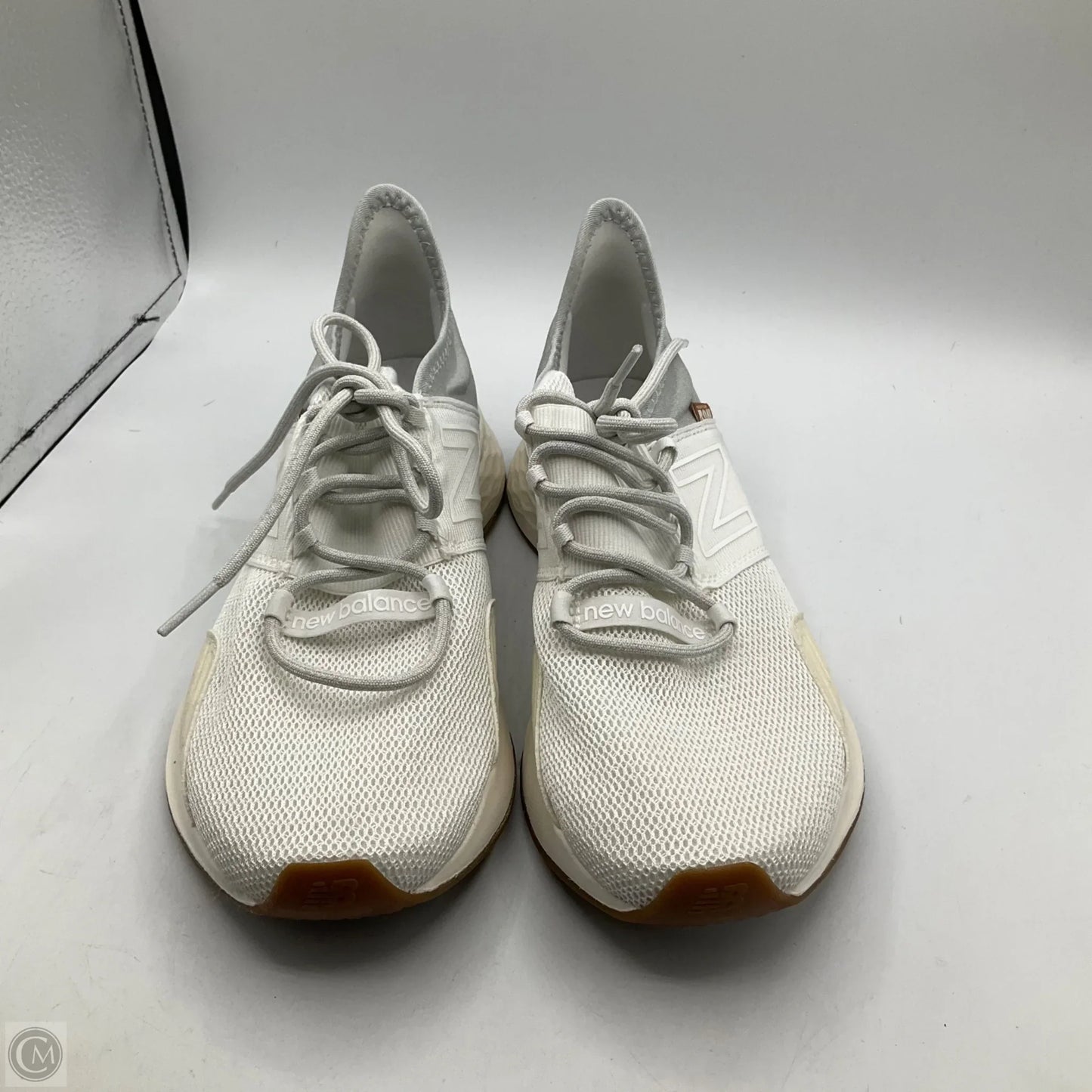 Shoes Athletic By New Balance In White, Size: 8