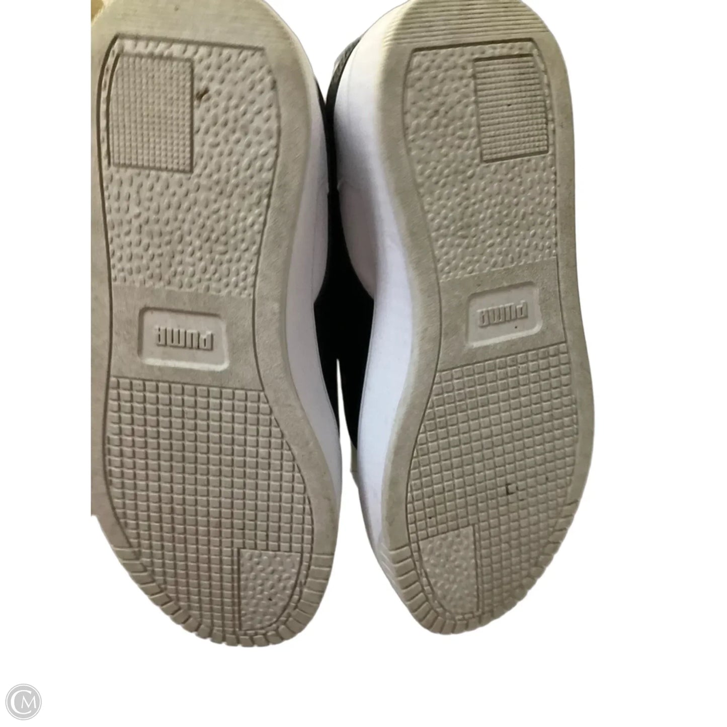 Shoes Sneakers By Puma In Black & White, Size: 5