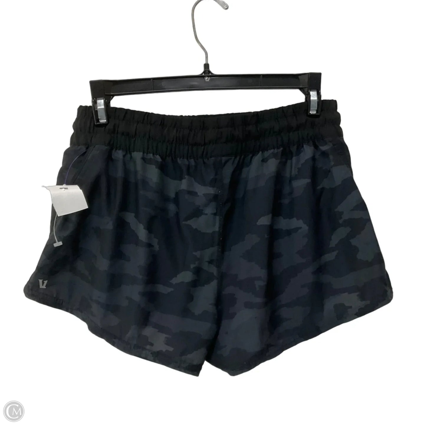 Athletic Shorts By Vuori In Camouflage Print, Size: S