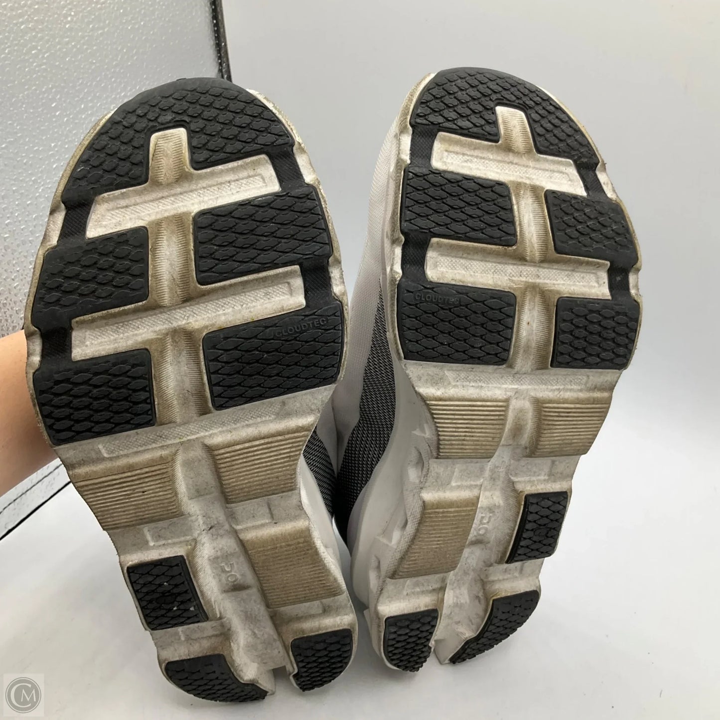 Shoes Athletic By On Cloud In Black & White, Size: 8