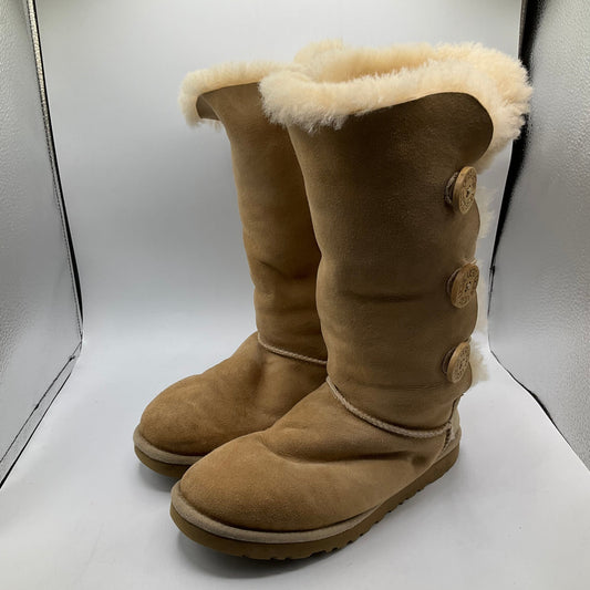 Tan Boots Snow Ugg, Size 8