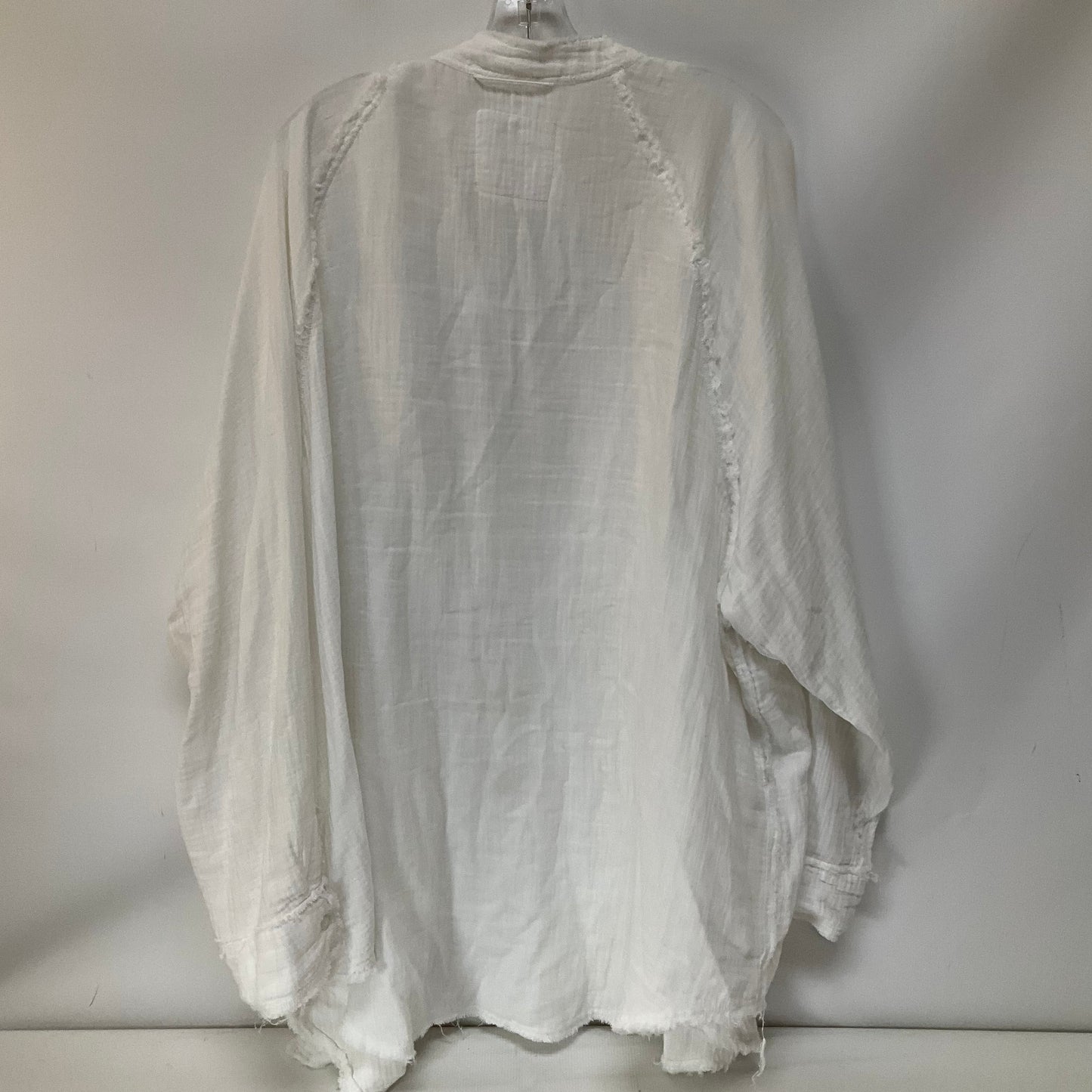 Top Long Sleeve By Aerie In White, Size: Xl