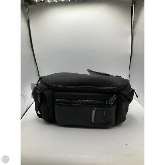 Crossbody Designer By Tumi, Size: Medium