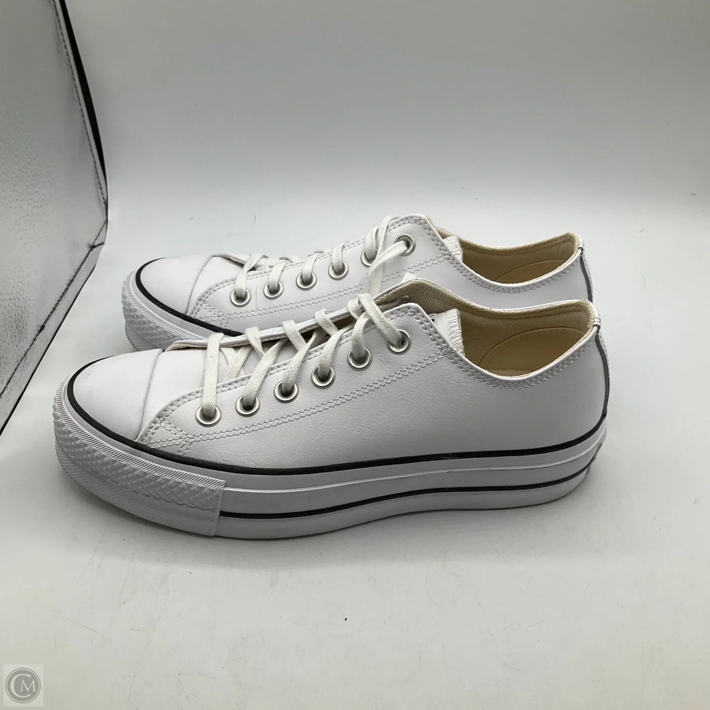 Shoes Sneakers By Converse In White, Size: 7.5