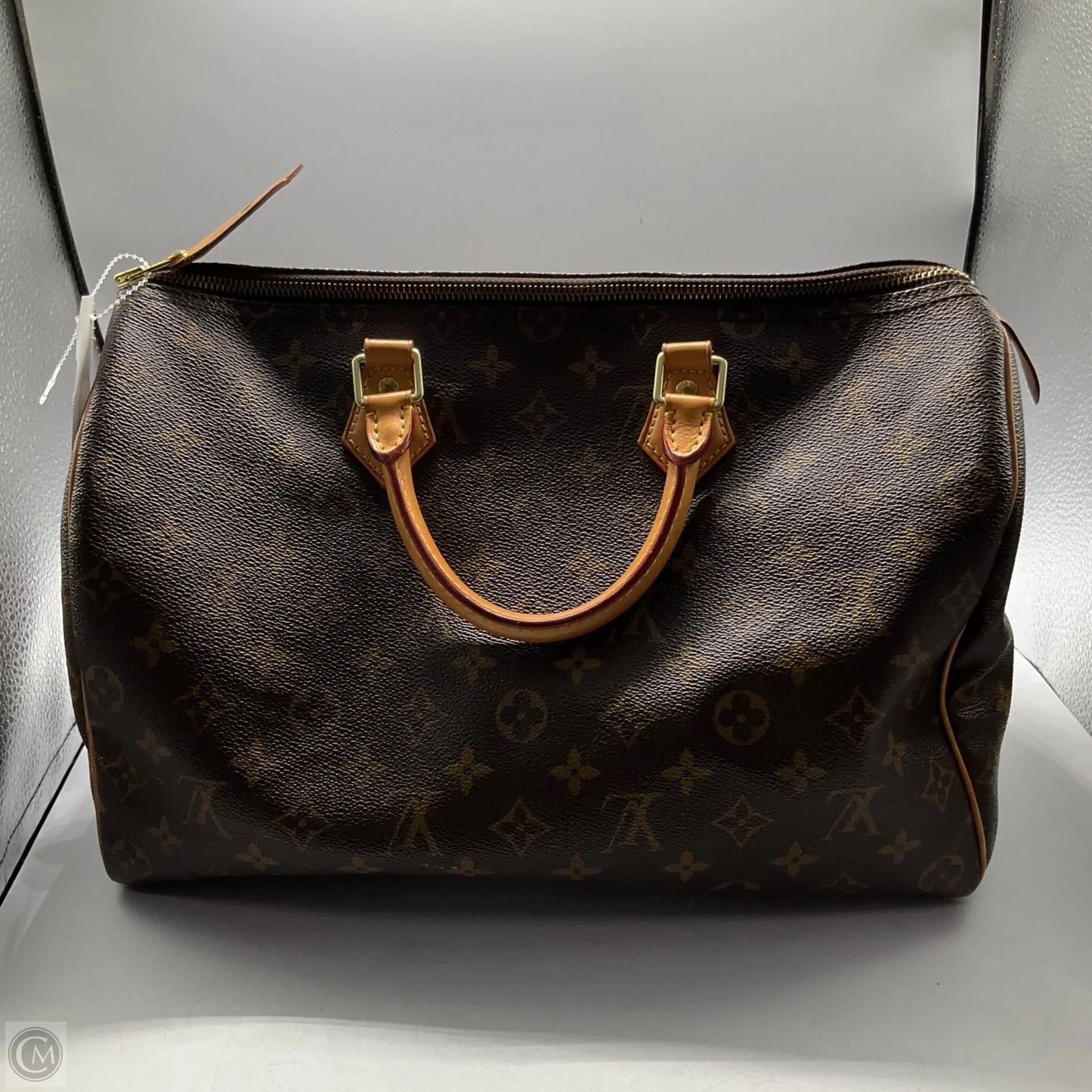 Handbag Luxury Designer By Louis Vuitton, Size: Medium