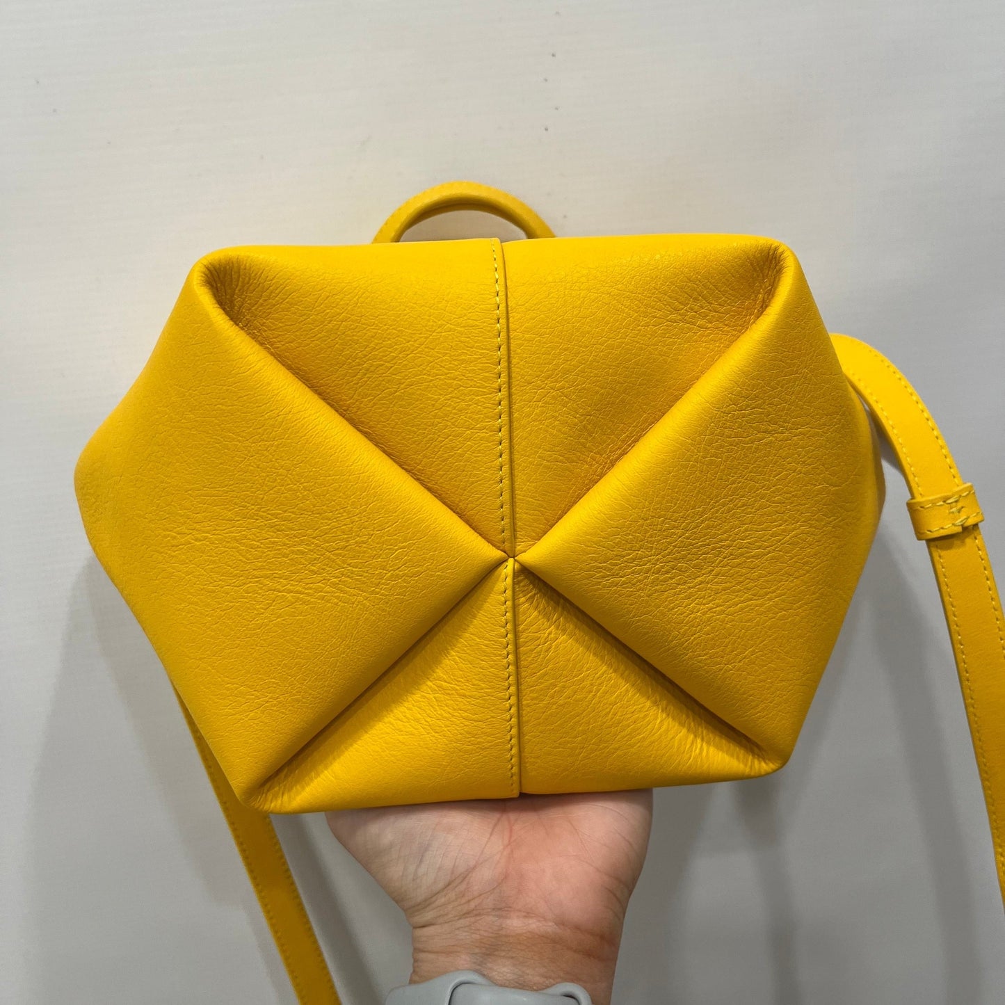 Crossbody Designer By Mansur Gavriel Size: Small