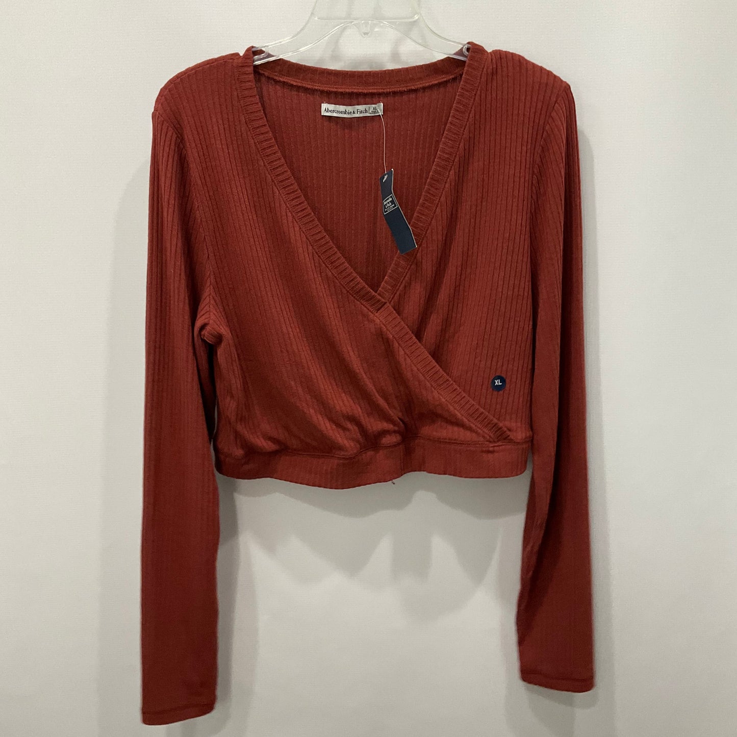 Top Long Sleeve By Abercrombie And Fitch In Red, Size: Xl