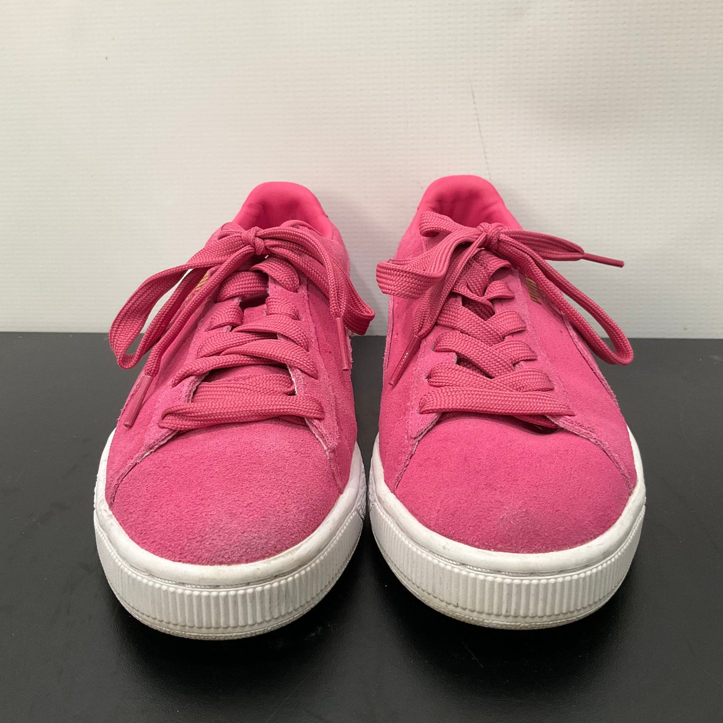 Shoes Sneakers By Puma In Pink, Size: 7