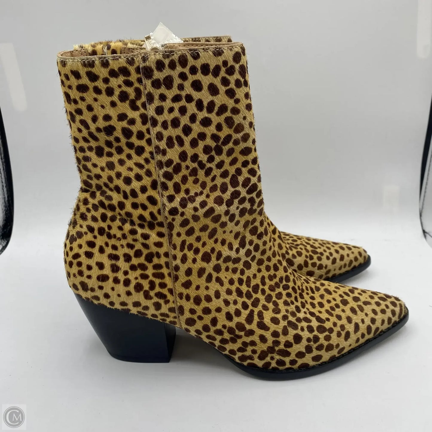 Boots Ankle Heels By Anthropologie In Animal Print, Size: 7.5