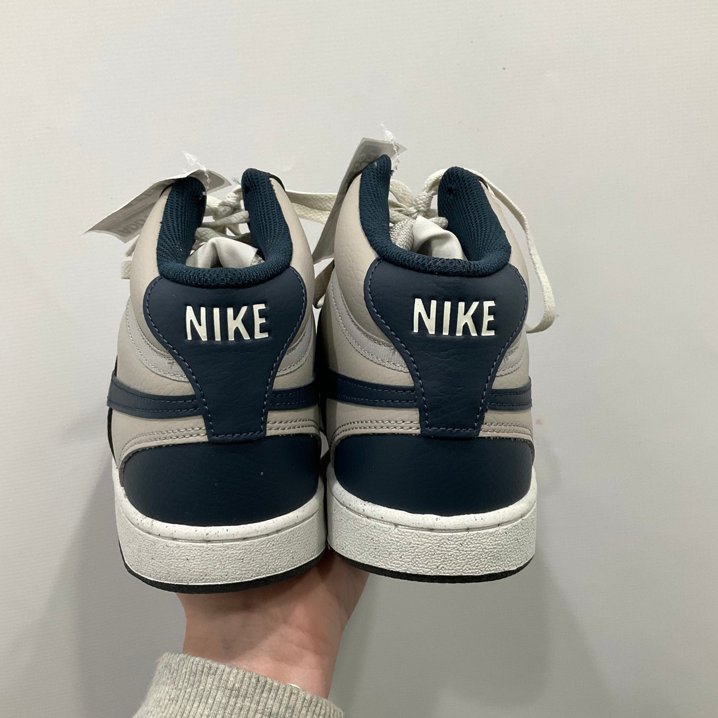 Shoes Sneakers By Nike In Black & Blue, Size: 8