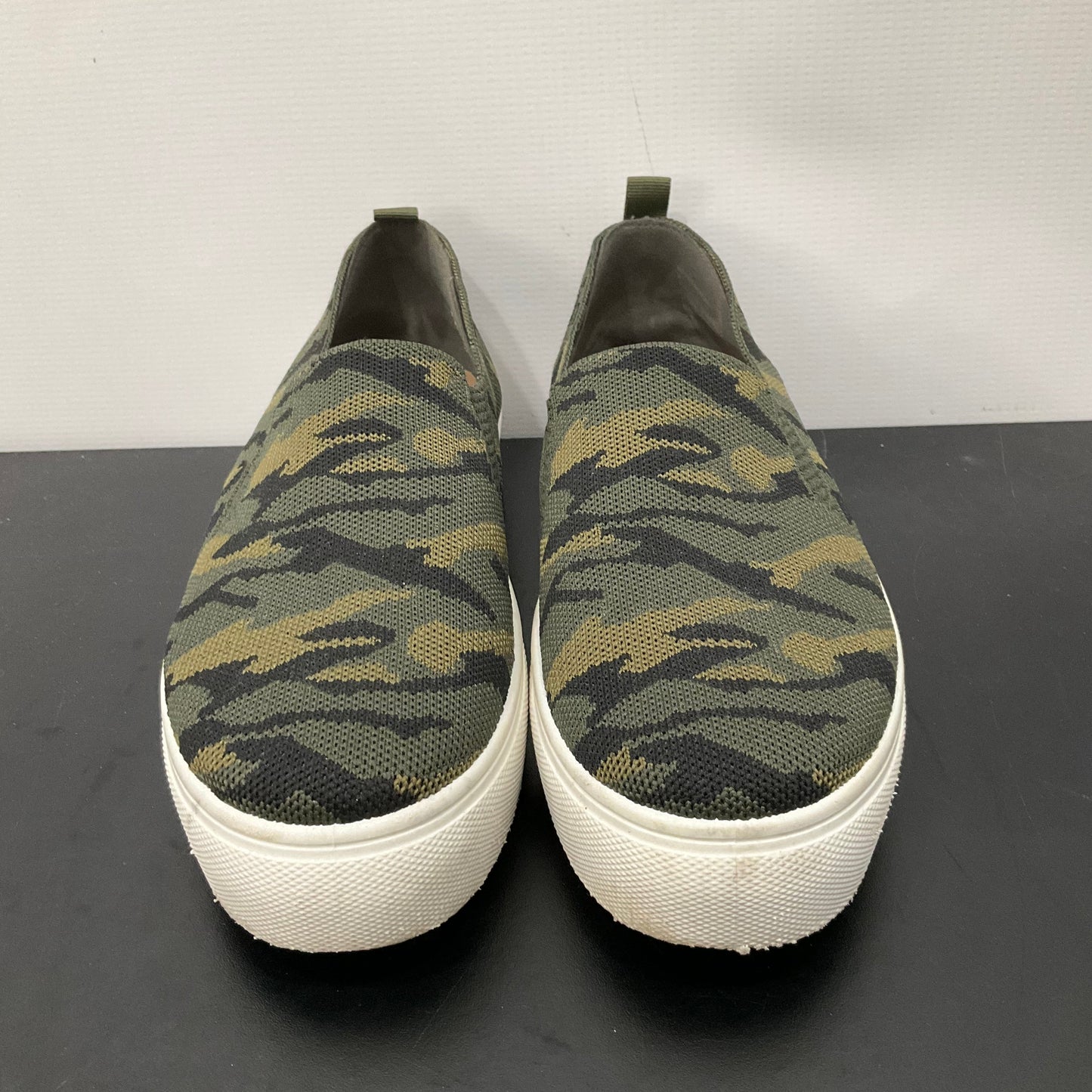 Shoes Flats By Steve Madden In Camouflage Print, Size: 9