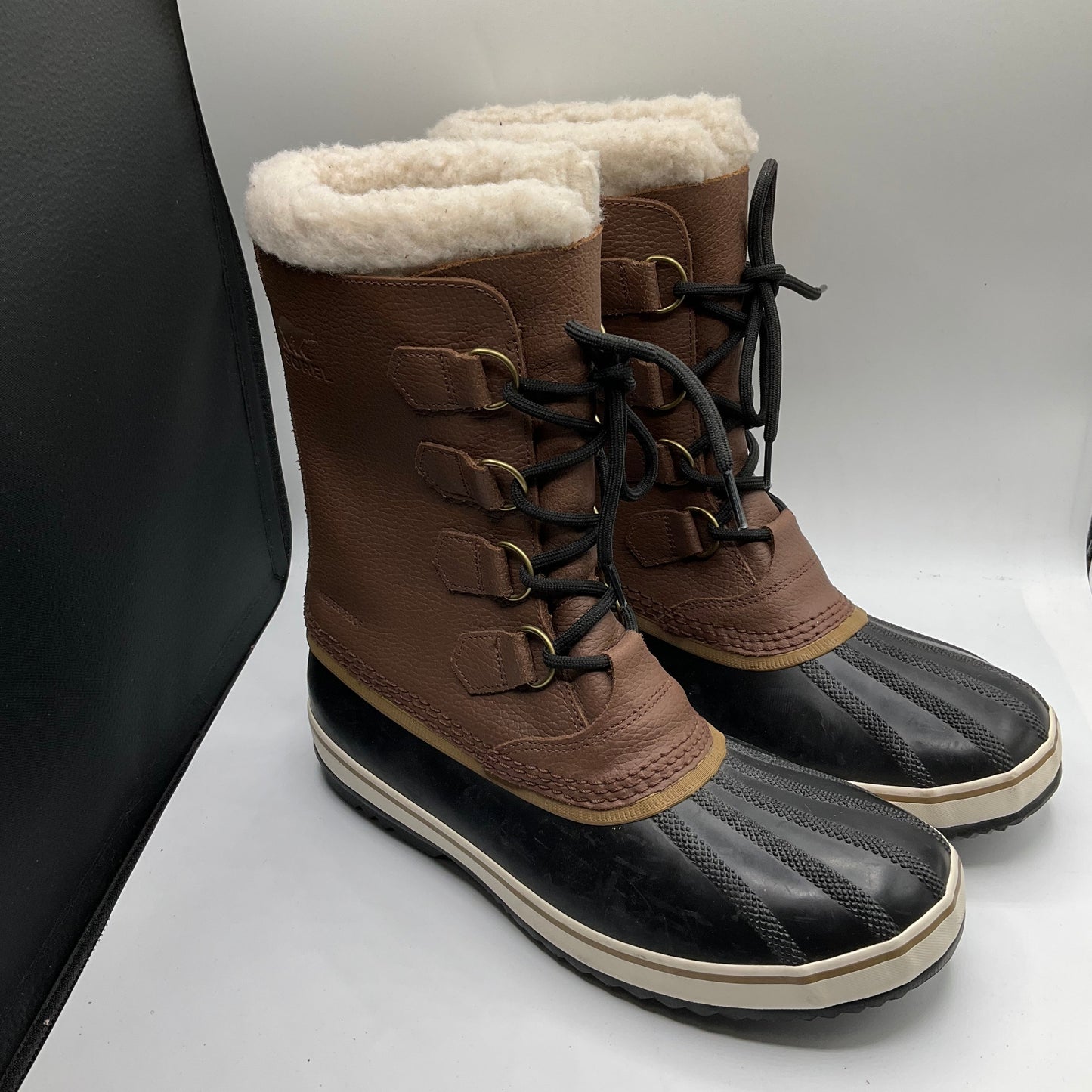 Boots Snow By Sorel In Black & Brown, Size: 10.5