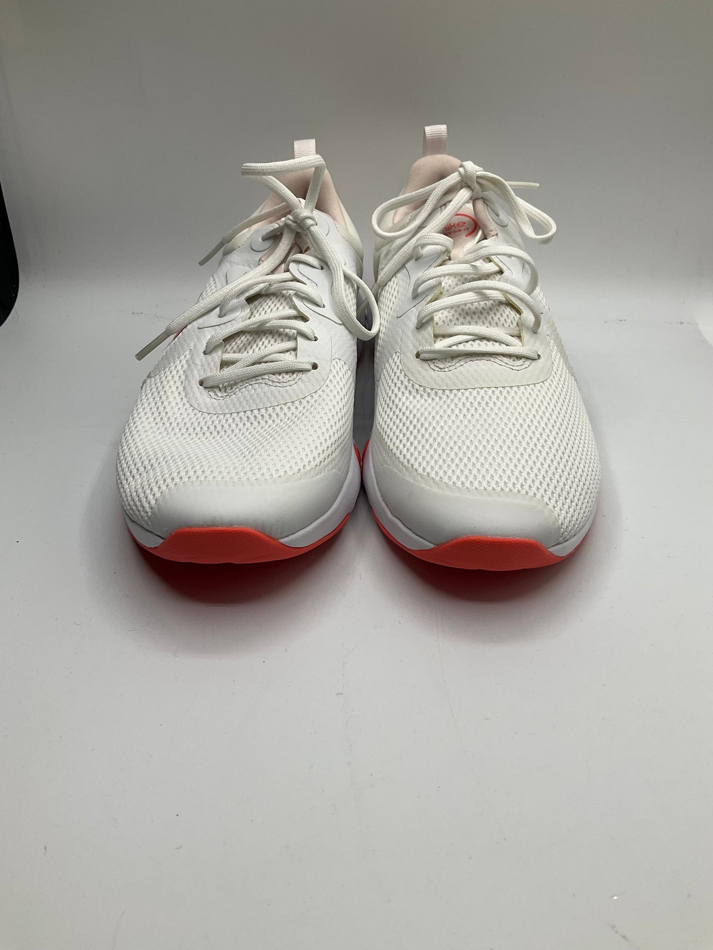 Shoes Athletic By Nike In White, Size: 9.5