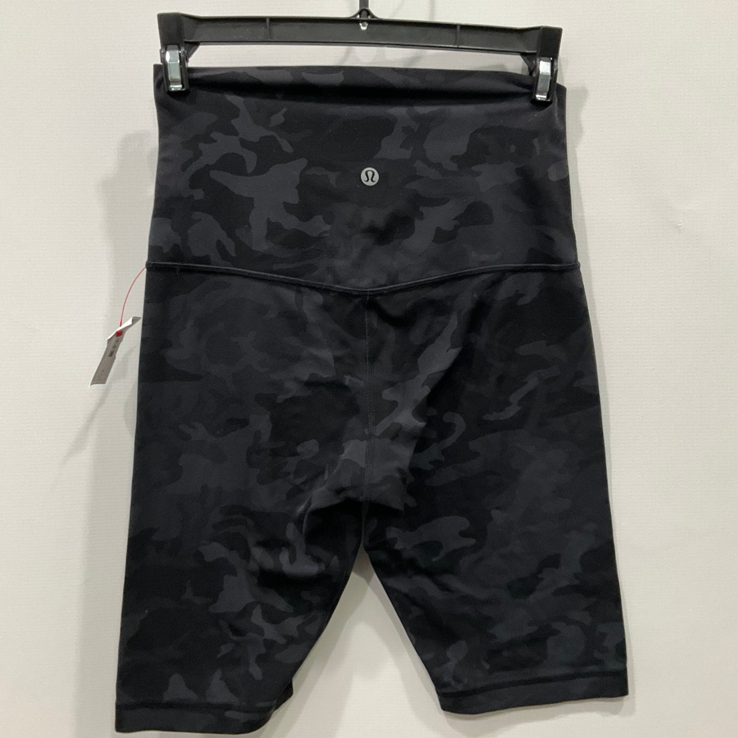 Athletic Shorts By Lululemon In Camouflage Print, Size: 6