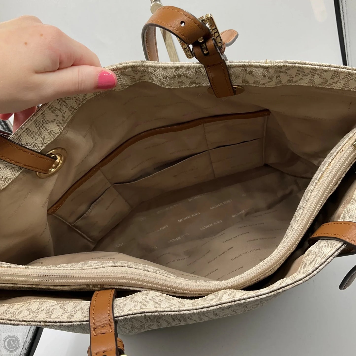 Handbag Designer By Michael Kors, Size: Medium