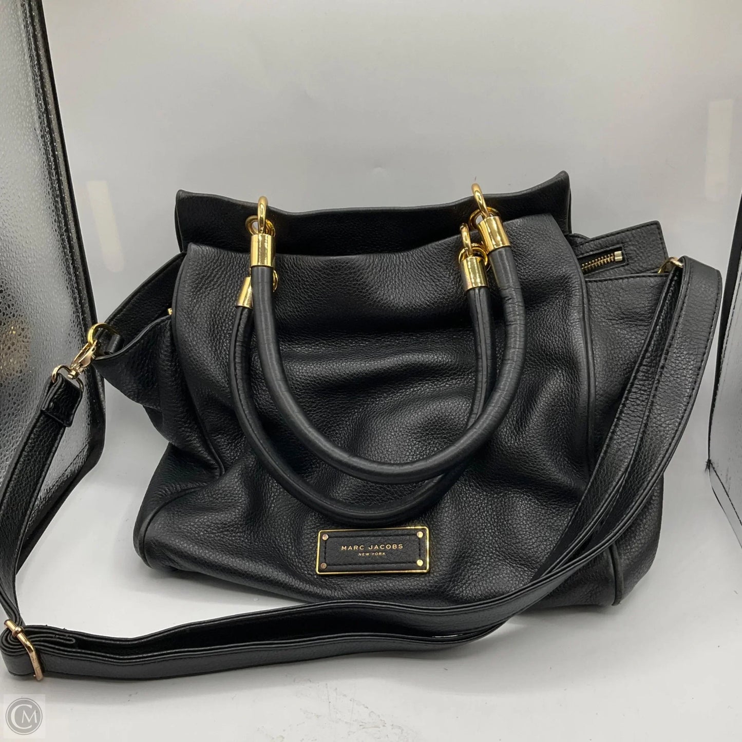 Handbag Luxury Designer By Marc Jacobs, Size: Medium