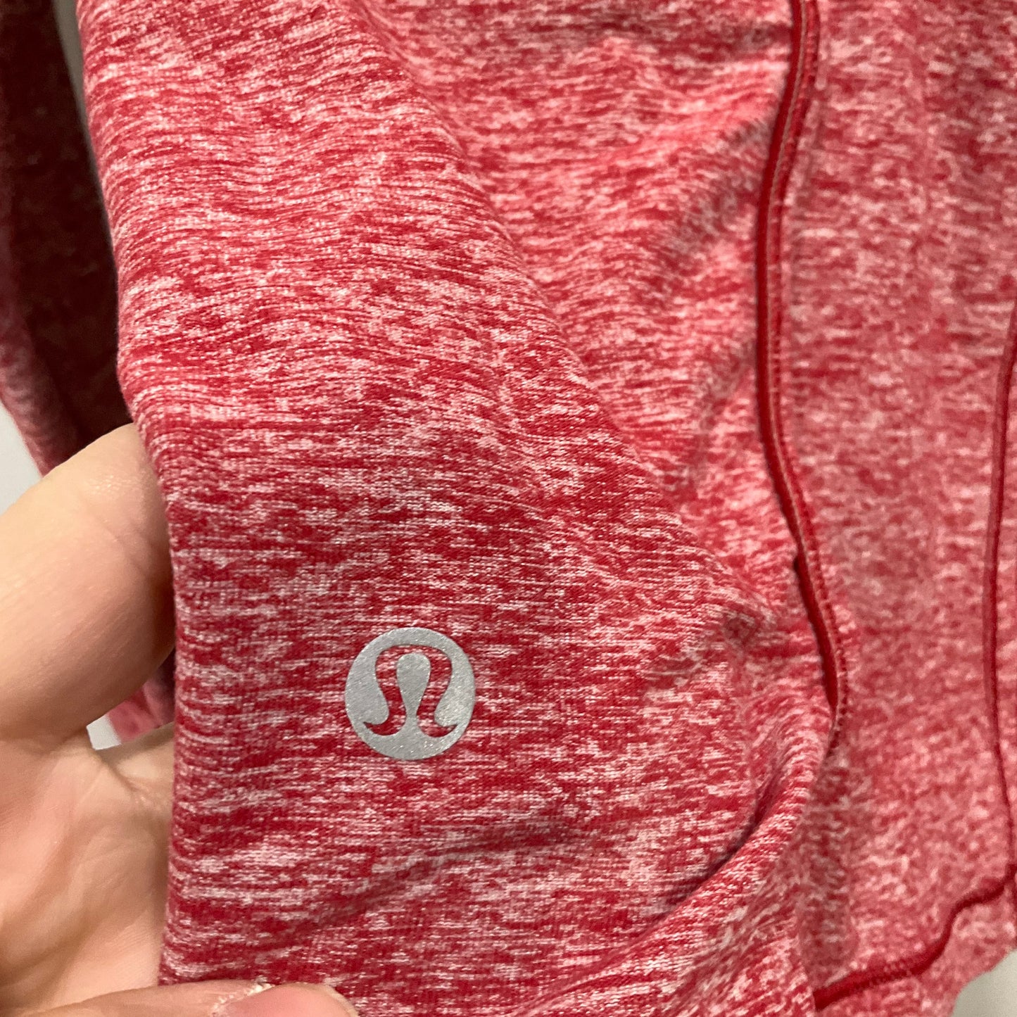 Athletic Top Long Sleeve Collar By Lululemon In Red, Size: 8