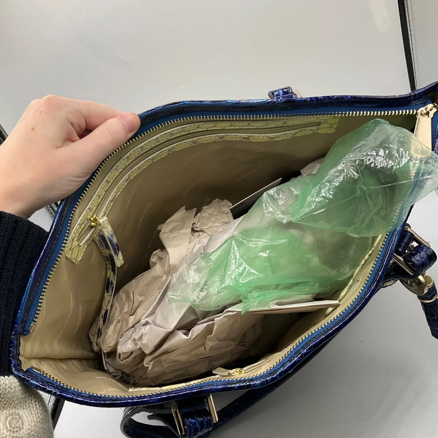 Handbag Designer By Brahmin, Size: Medium