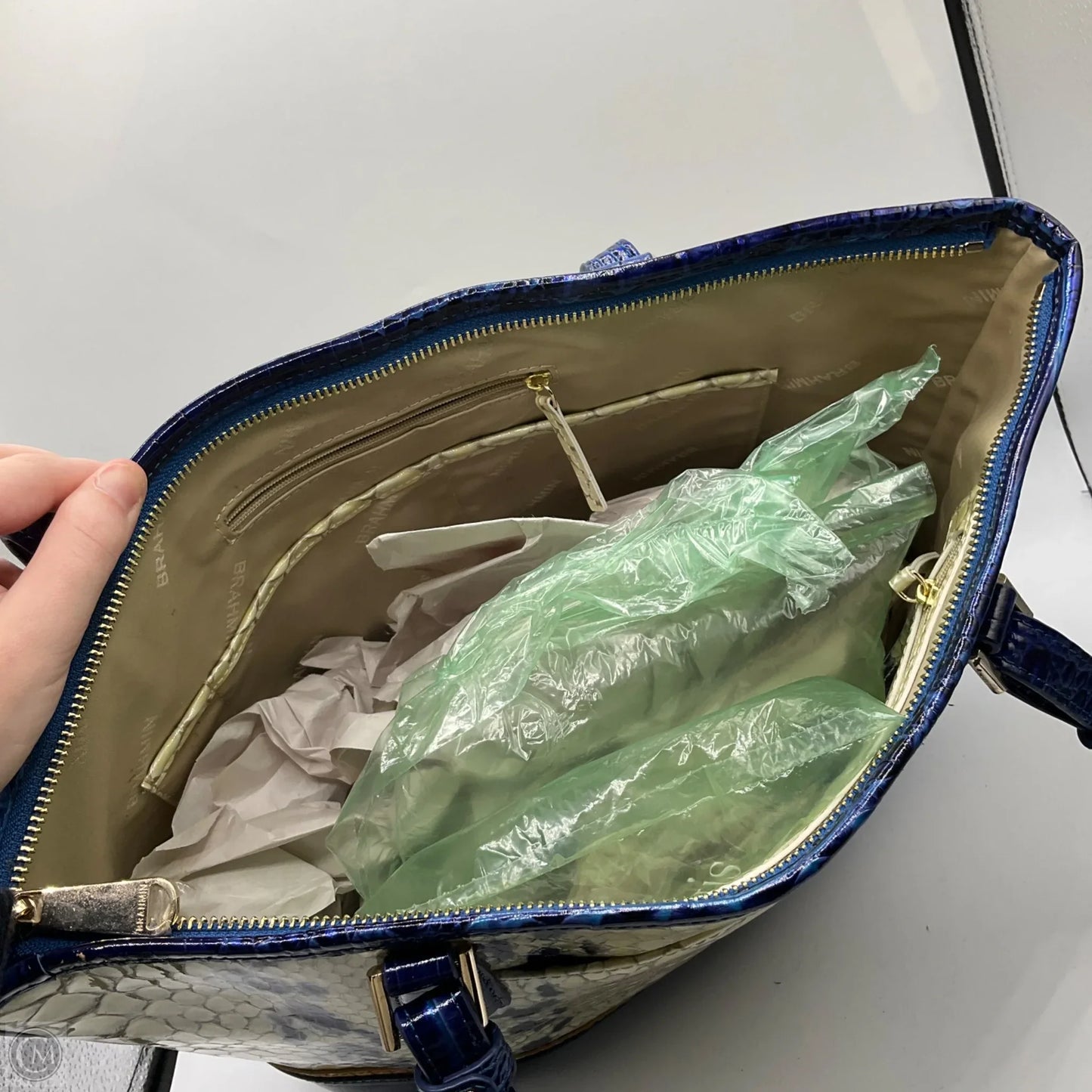 Handbag Designer By Brahmin, Size: Medium