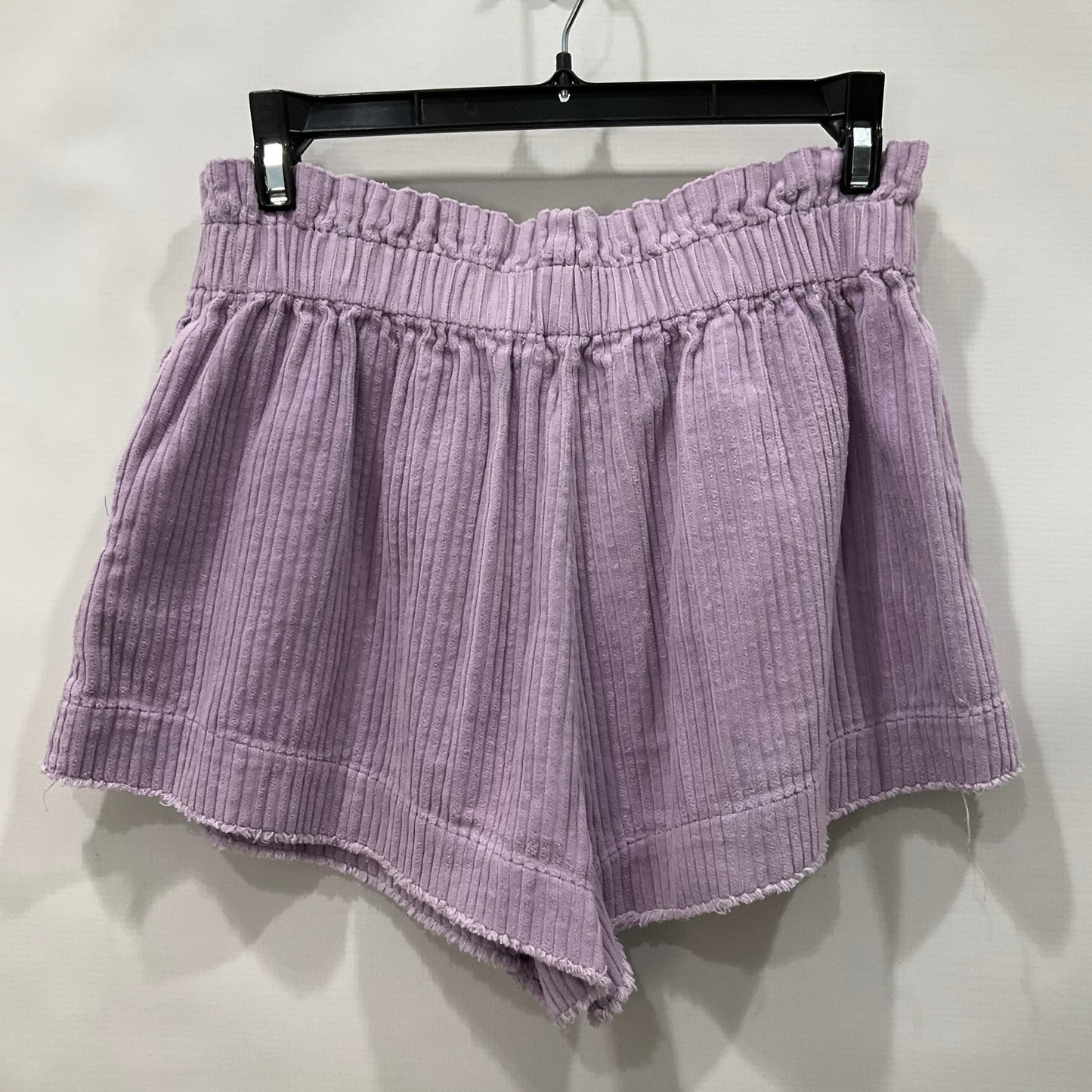Shorts By Urban Outfitters  Size: S