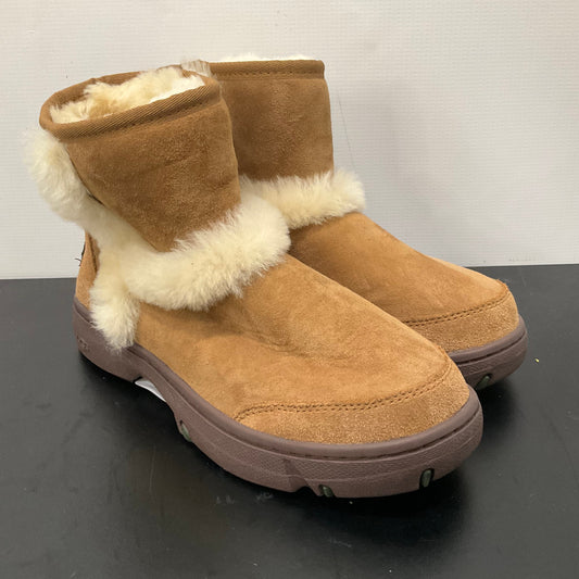 Boots Snow By Ugg In Brown, Size: 7