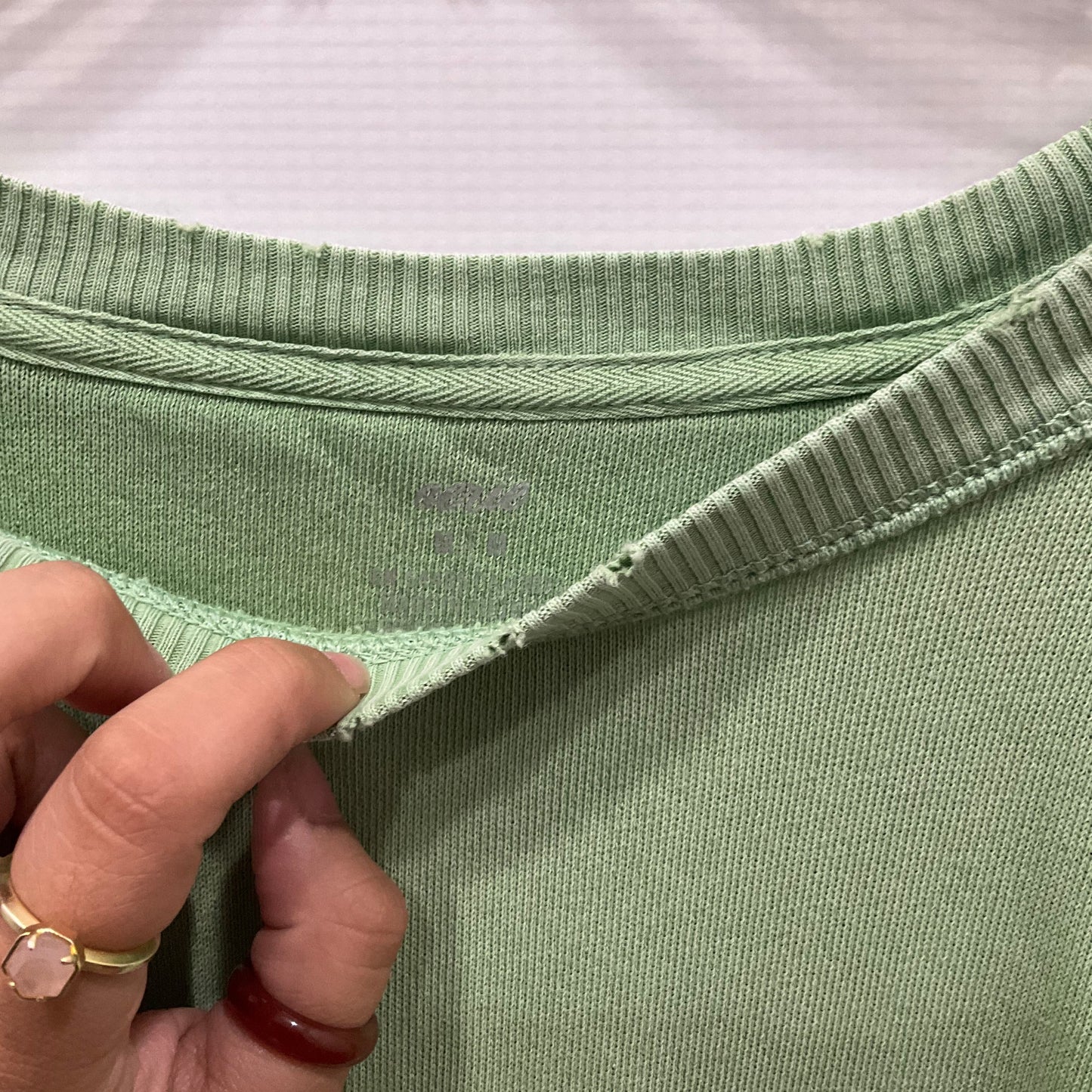 Green Sweatshirt Crewneck Aerie, Size M