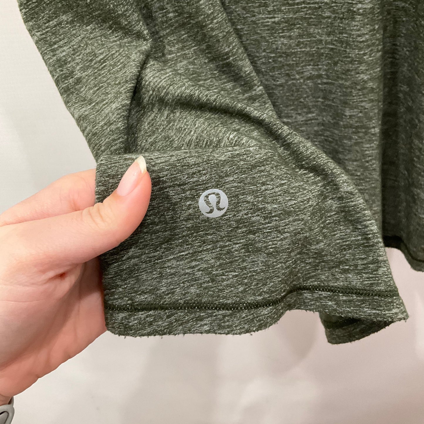 Athletic Tank Top By Lululemon  Size: 6