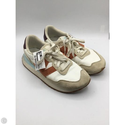 Shoes Athletic By New Balance In Tan & White, Size: 9.5