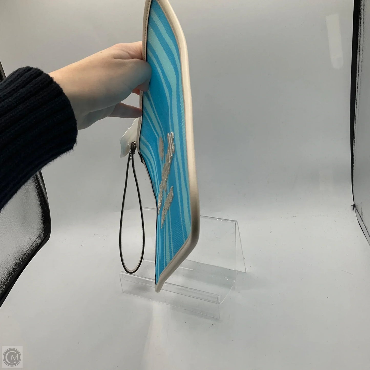 Wristlet Designer By Kate Spade, Size: Large