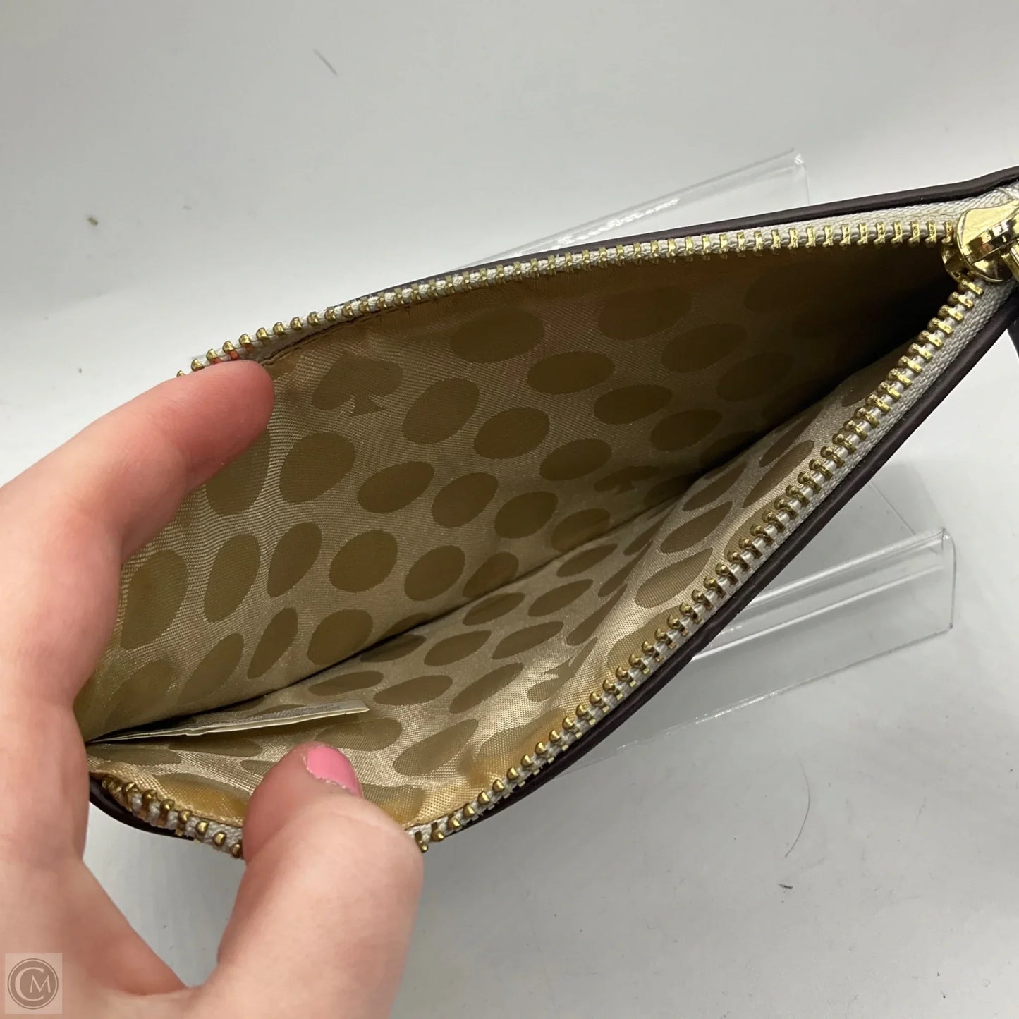 Wristlet Designer By Kate Spade, Size: Medium