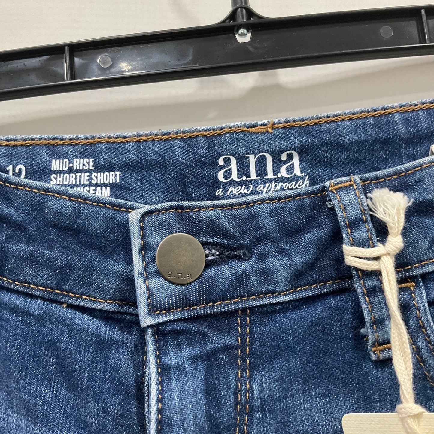 Blue Shorts Ana, Size 12