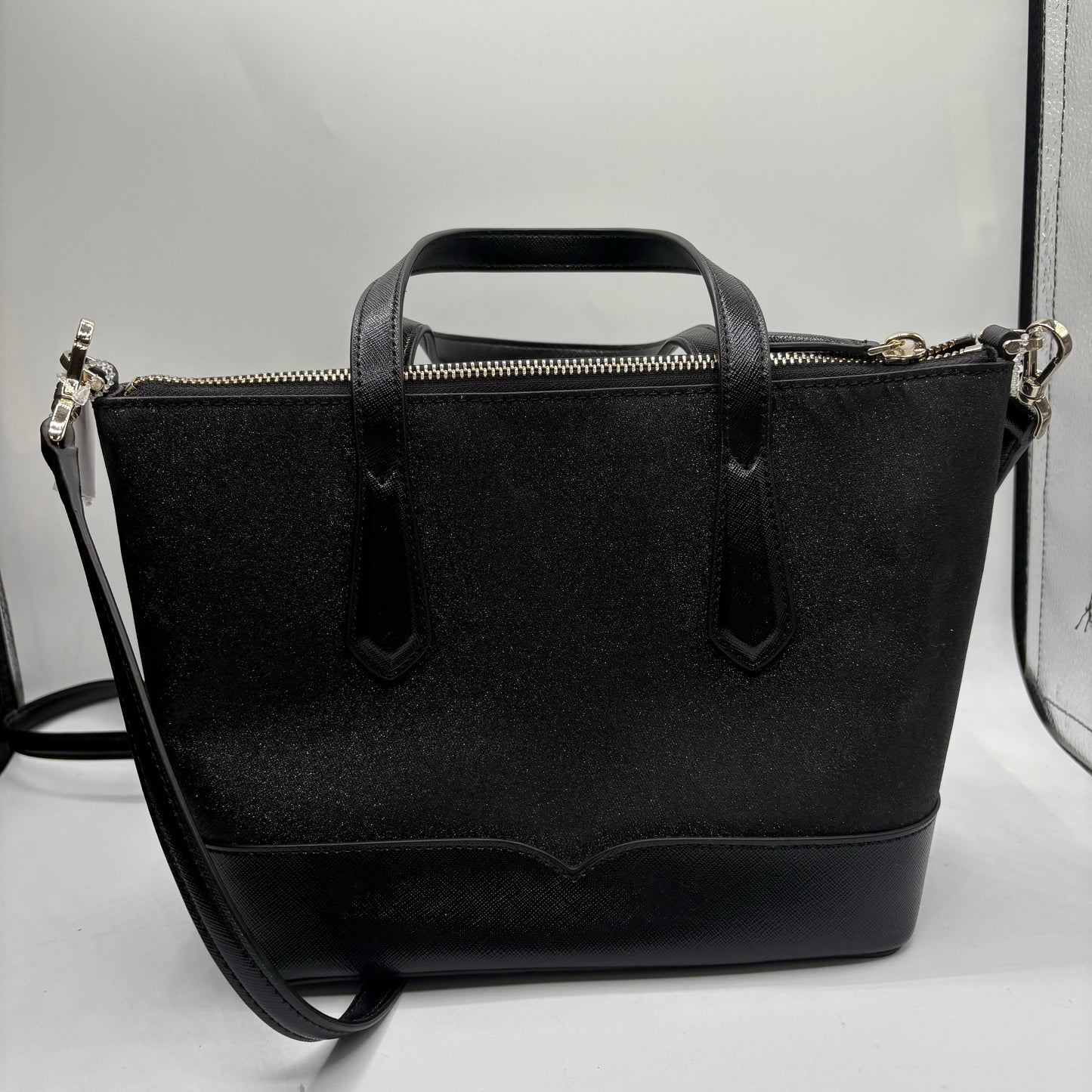 Handbag By Kate Spade, Size: Medium