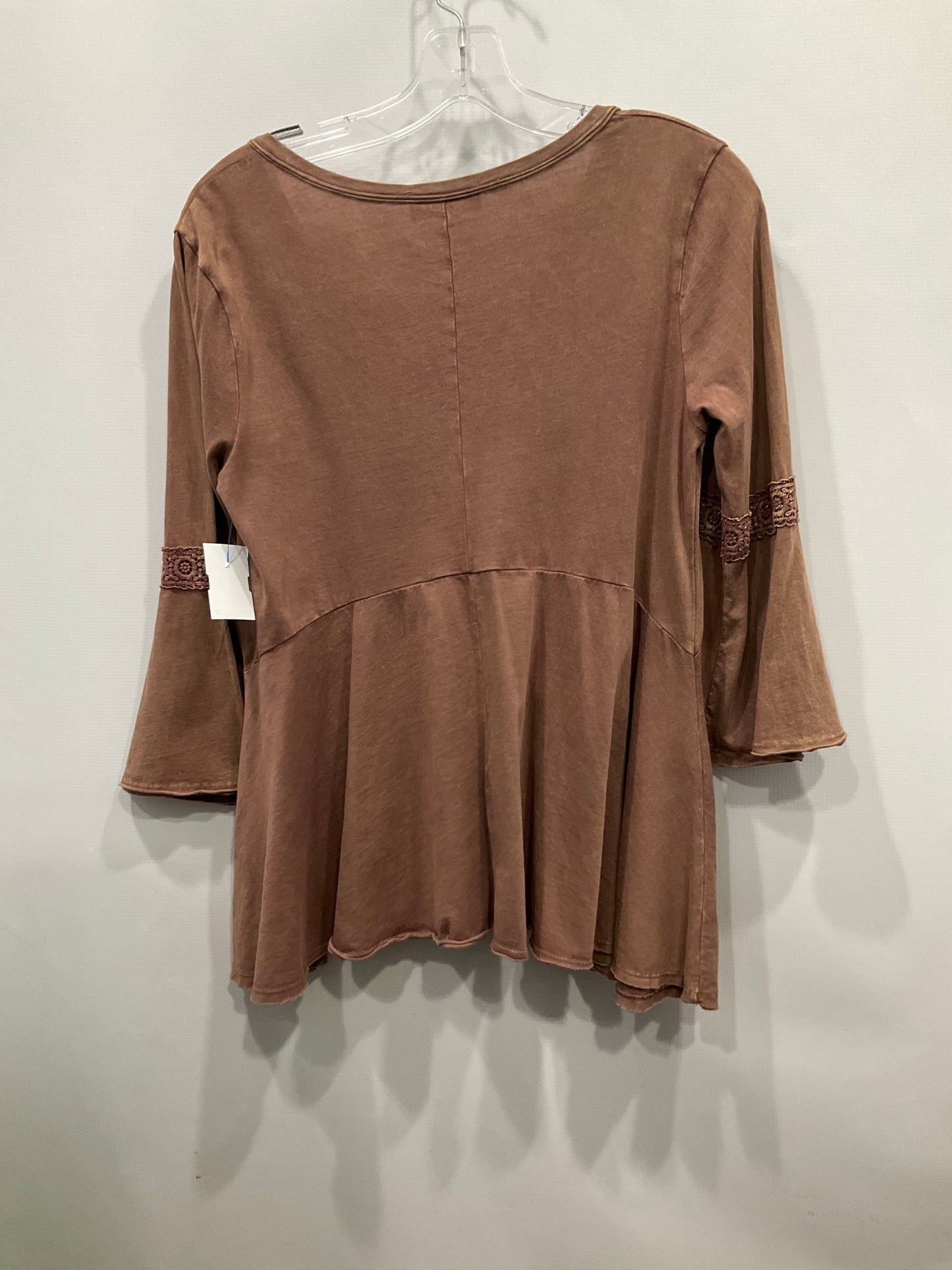 Top Long Sleeve By Altard State In Brown, Size: Xs